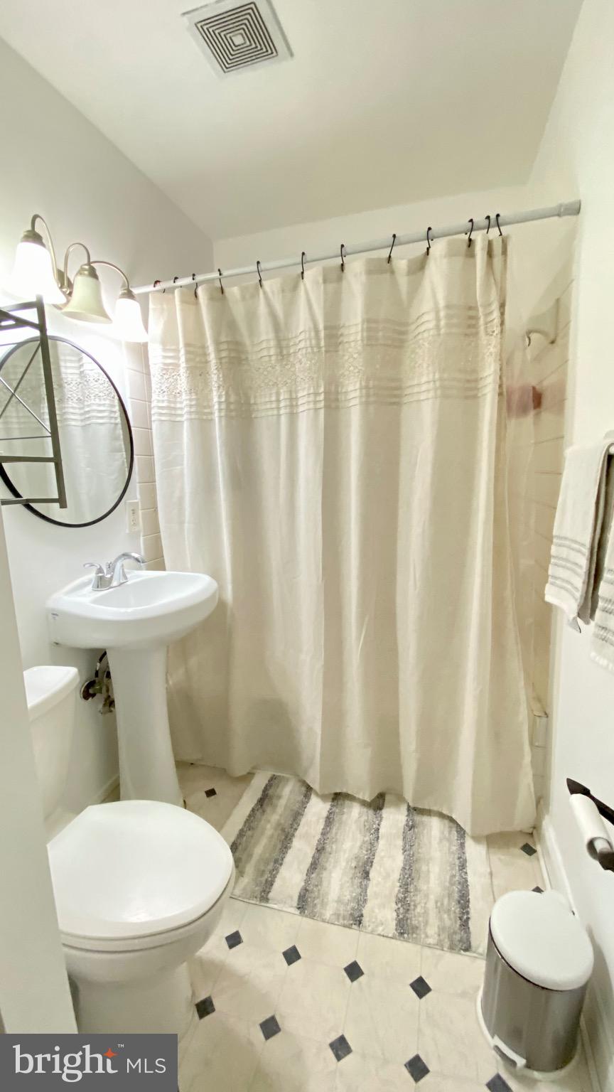 VICTORY VILLA - Residential