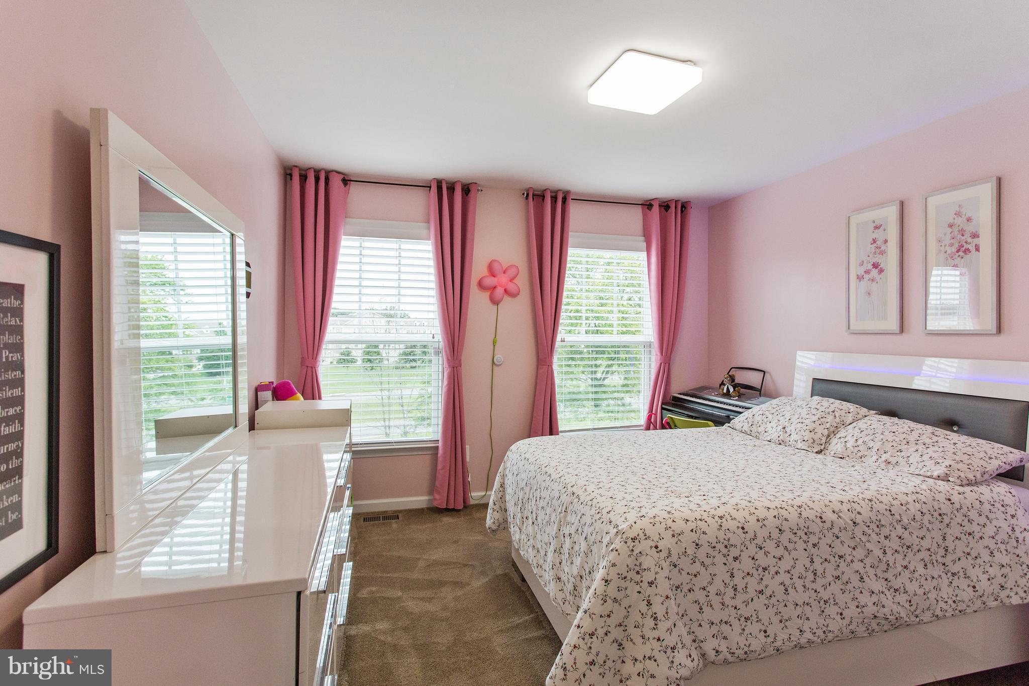 EASTVIEW AT STONE RIDGE - Residential