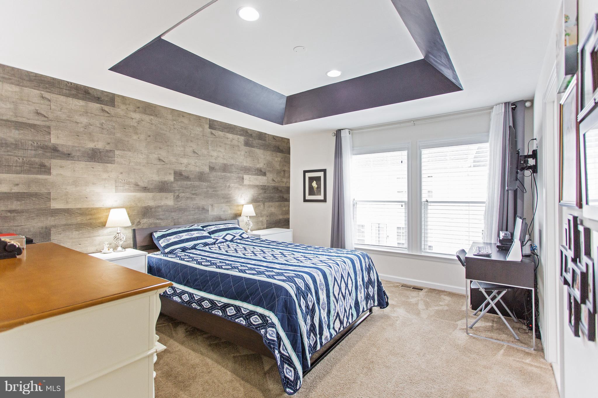 EASTVIEW AT STONE RIDGE - Residential