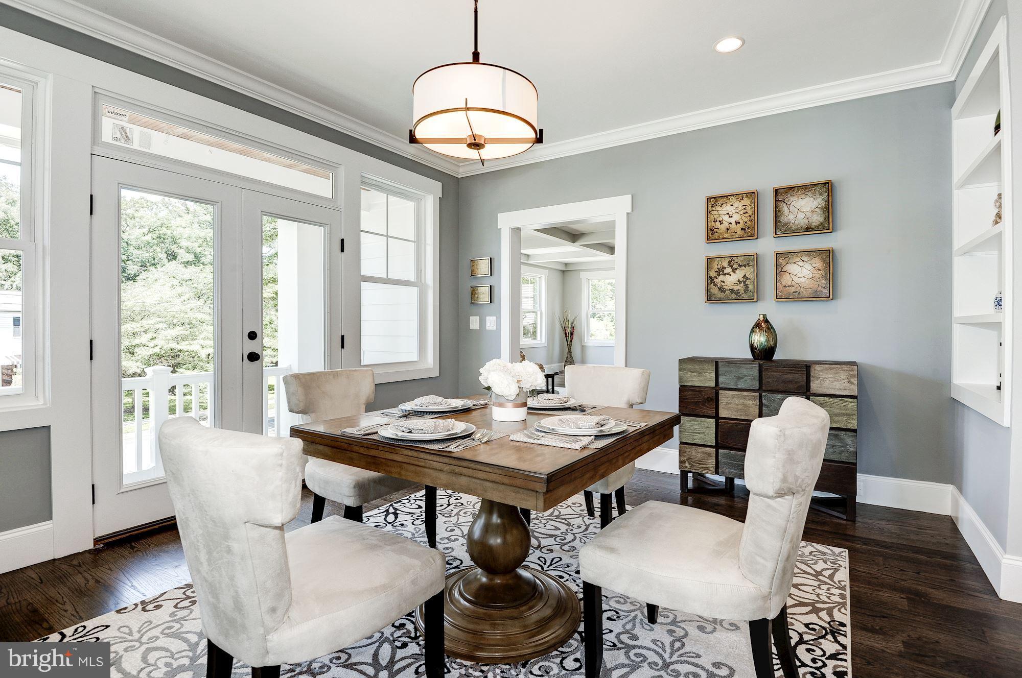 VIENNA WOODS - Residential