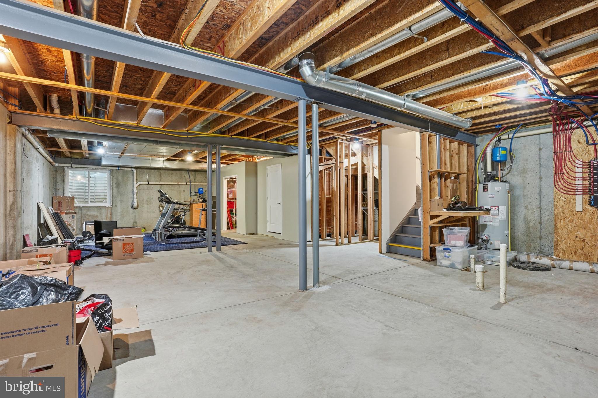 NEWTOWN WALK - Residential