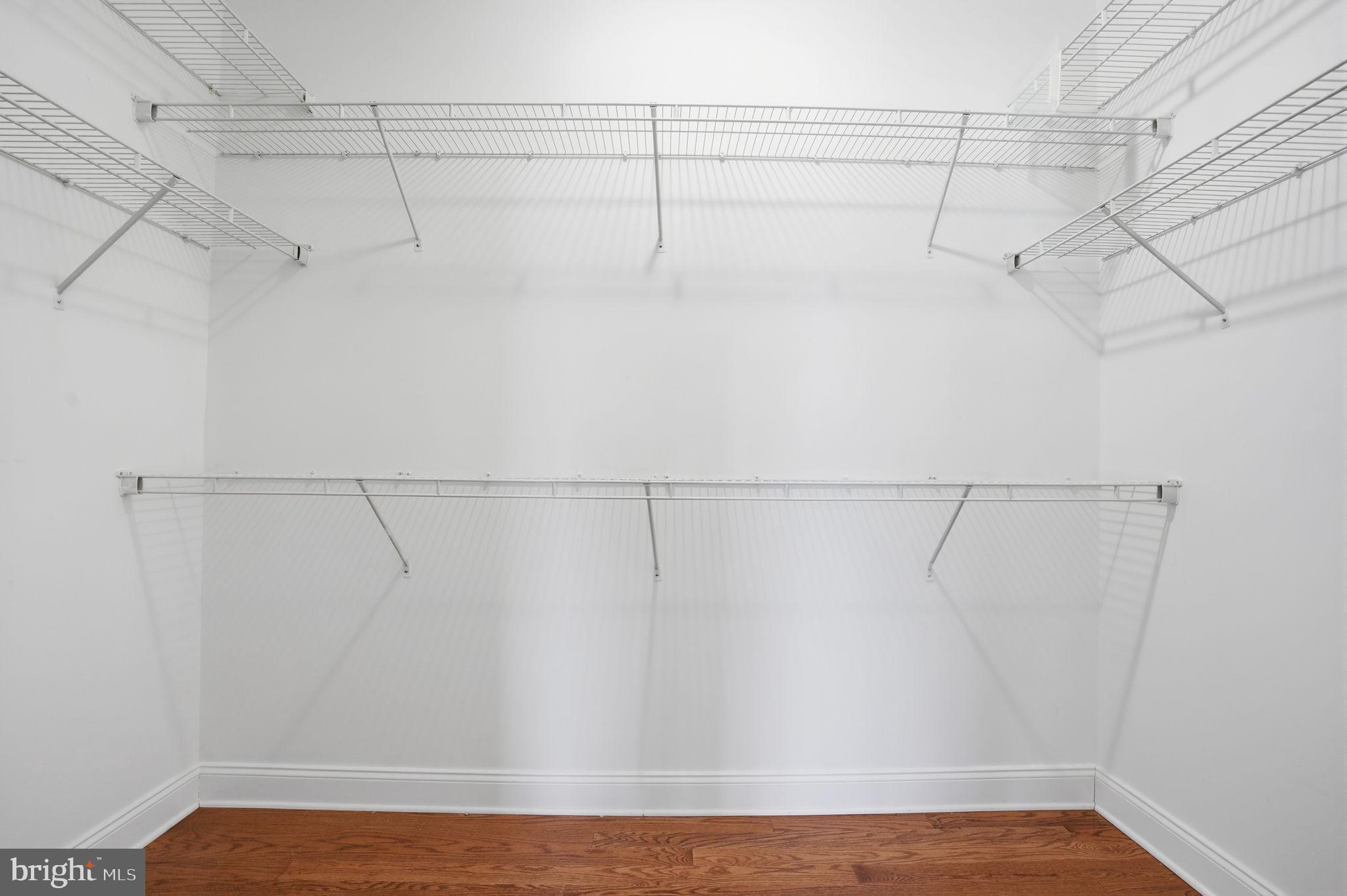 NEWTOWN WALK - Residential