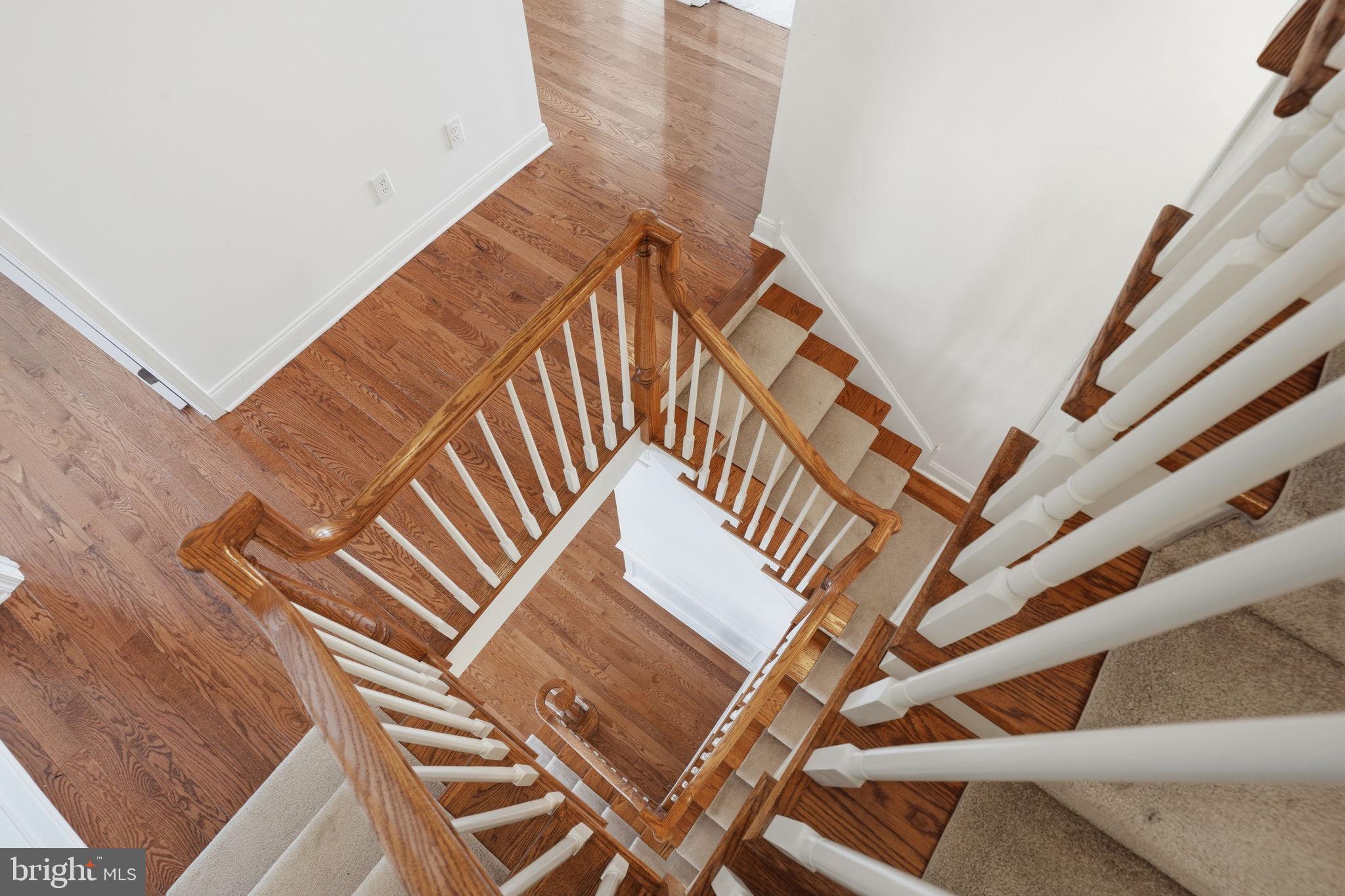 NEWTOWN WALK - Residential