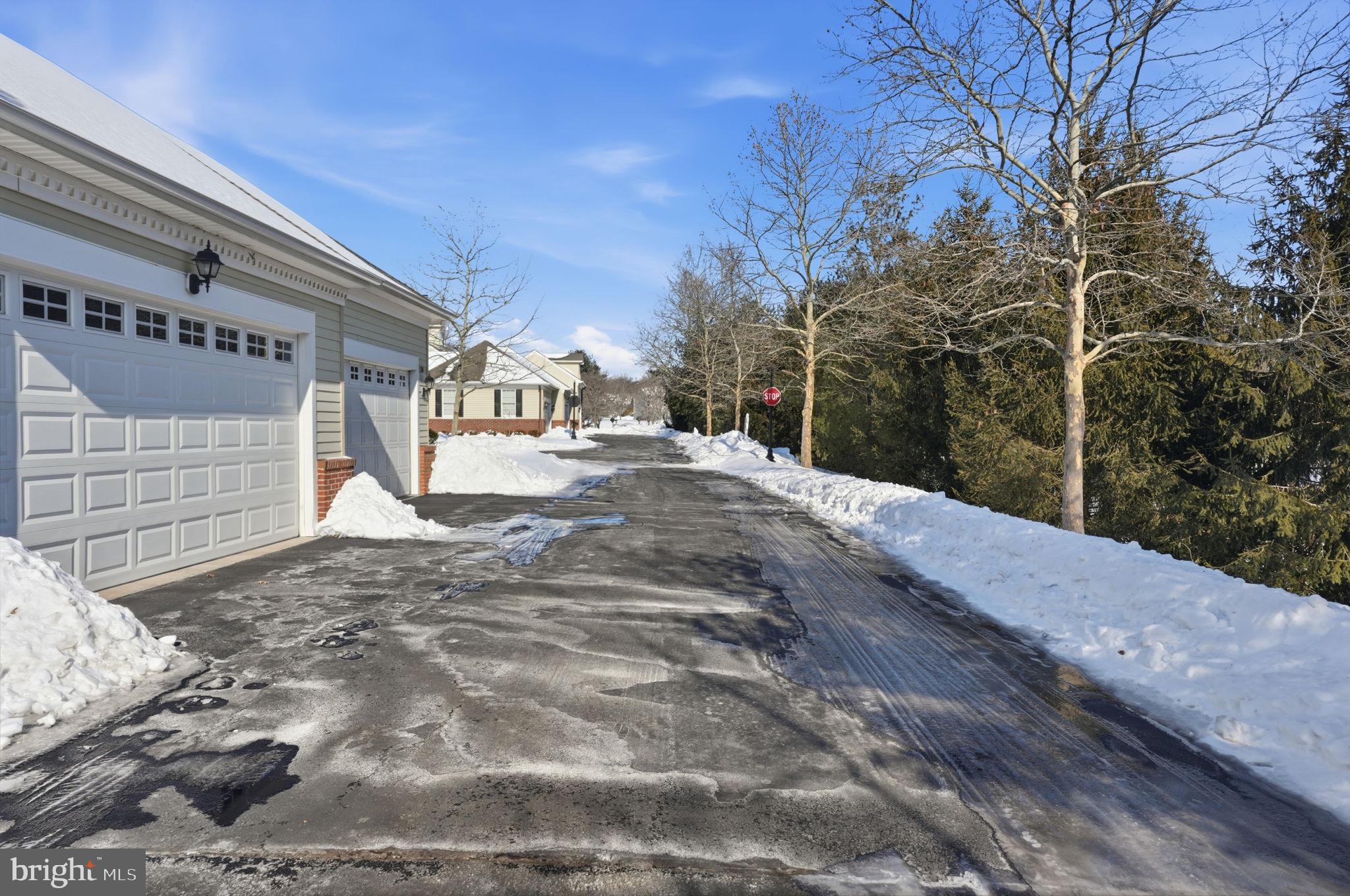 NEWTOWN WALK - Residential