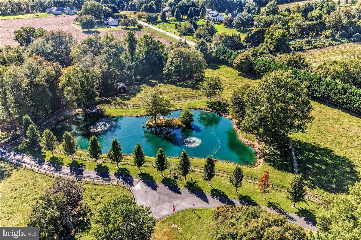 1080 DUTCH NECK ROAD