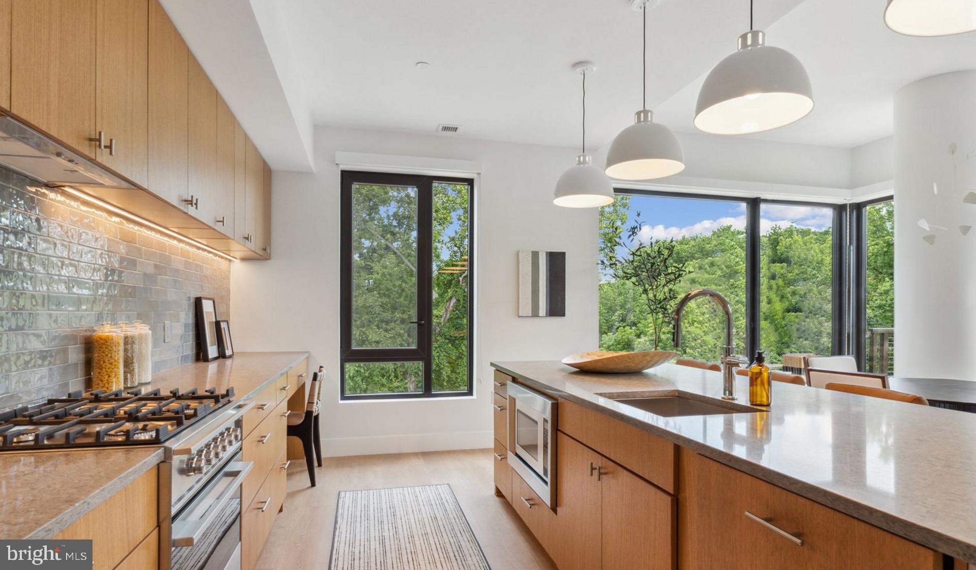 10511 STRATHMORE HALL STREET 2B-3A-TH1