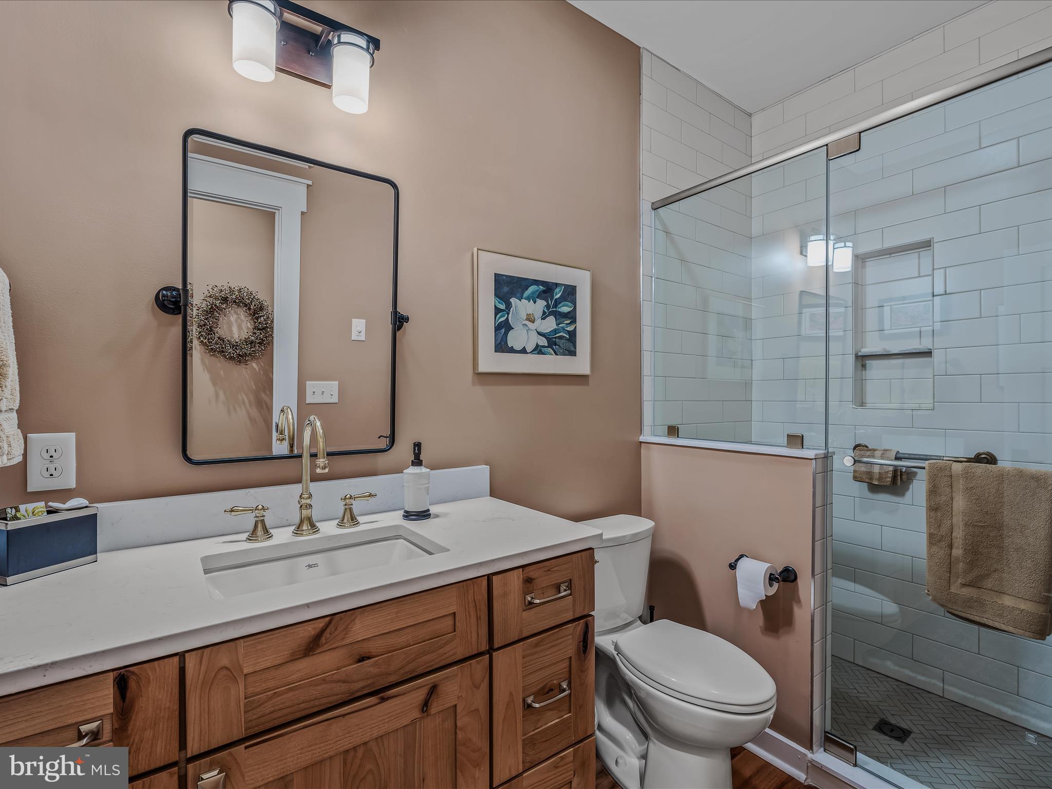 FERNBANK - Residential