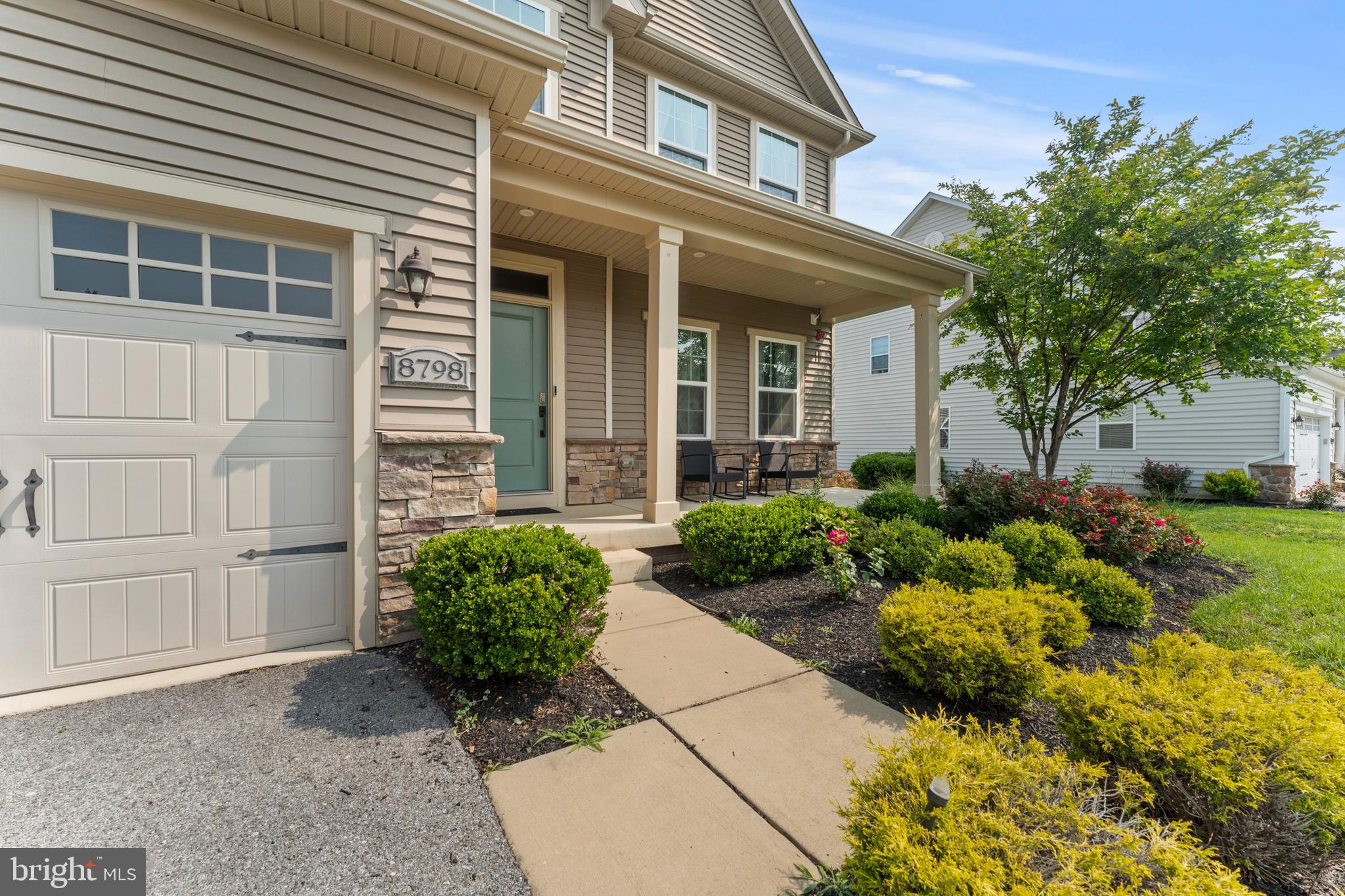 8798 BANCROFT DRIVE
