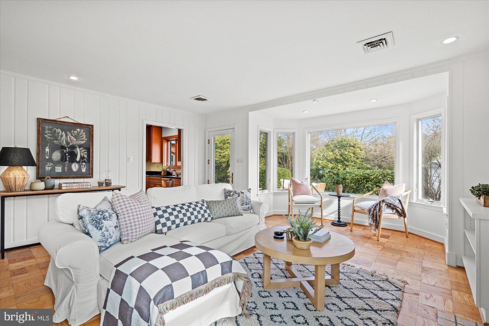 CLOVER - Residential