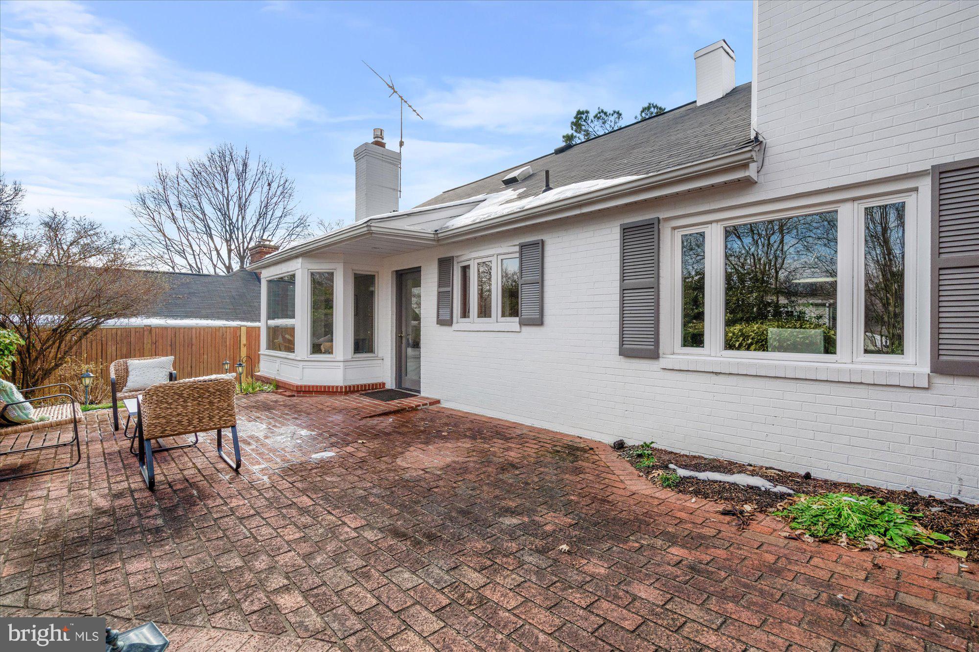 CLOVER - Residential