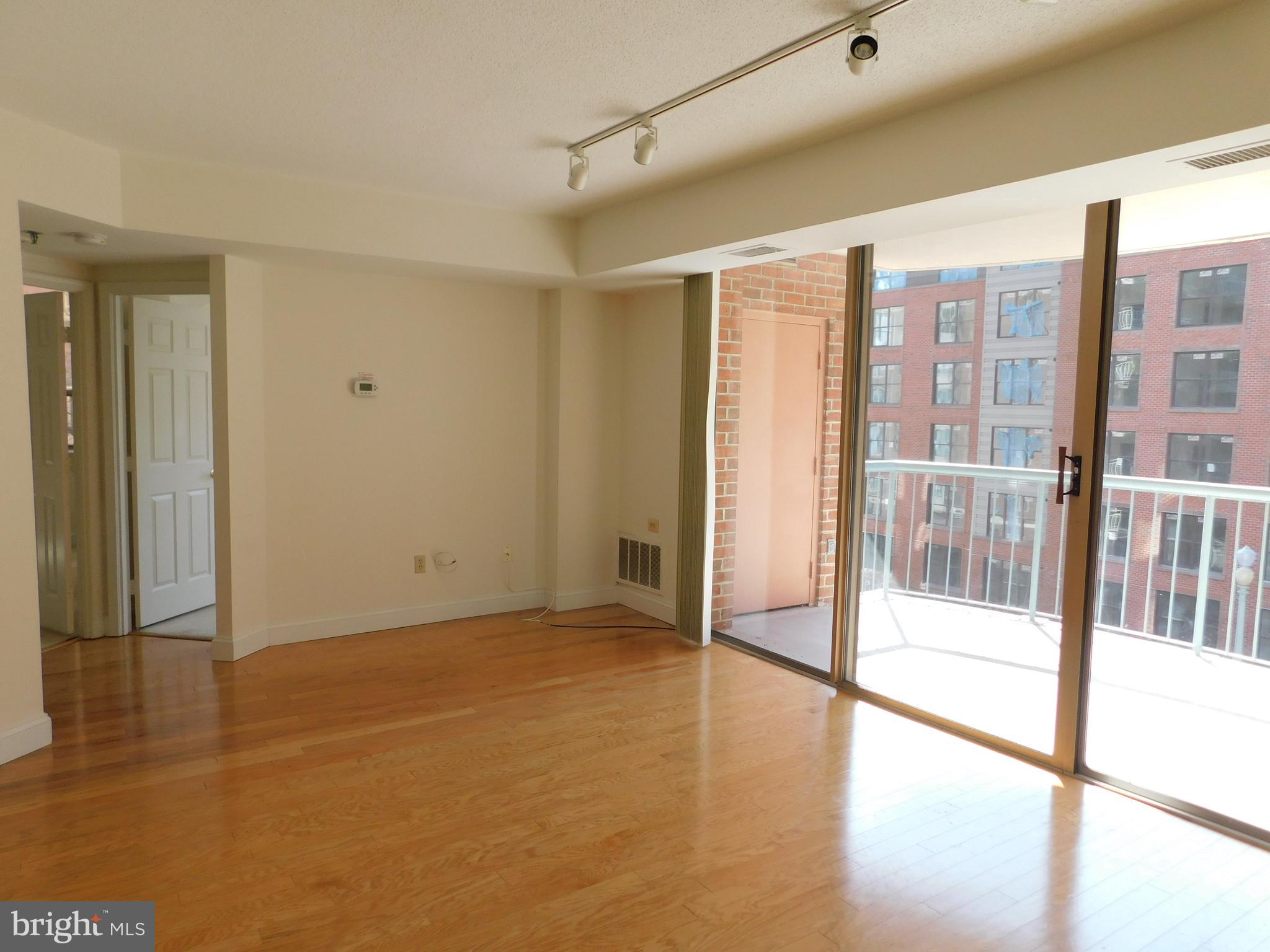 THE CHRISTOPHER - Residential Lease