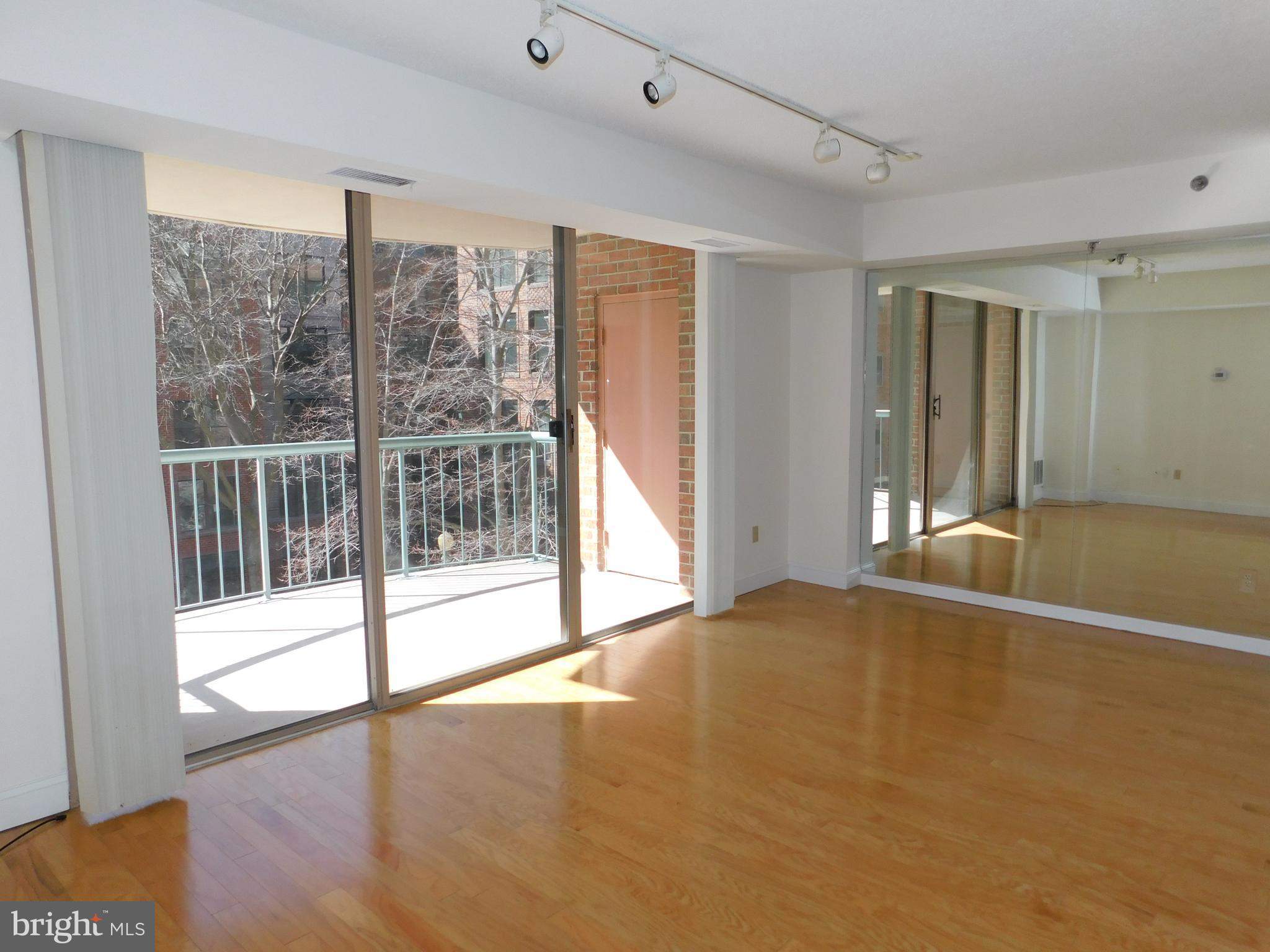 THE CHRISTOPHER - Residential Lease