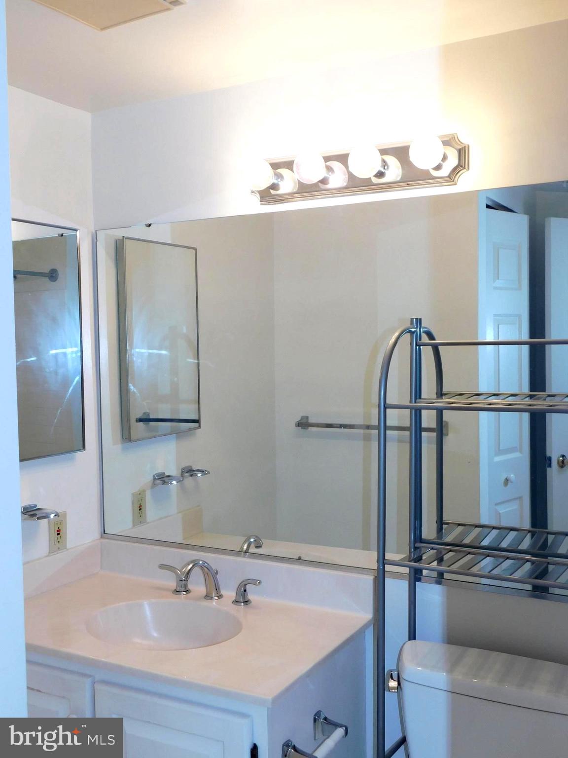 THE CHRISTOPHER - Residential Lease