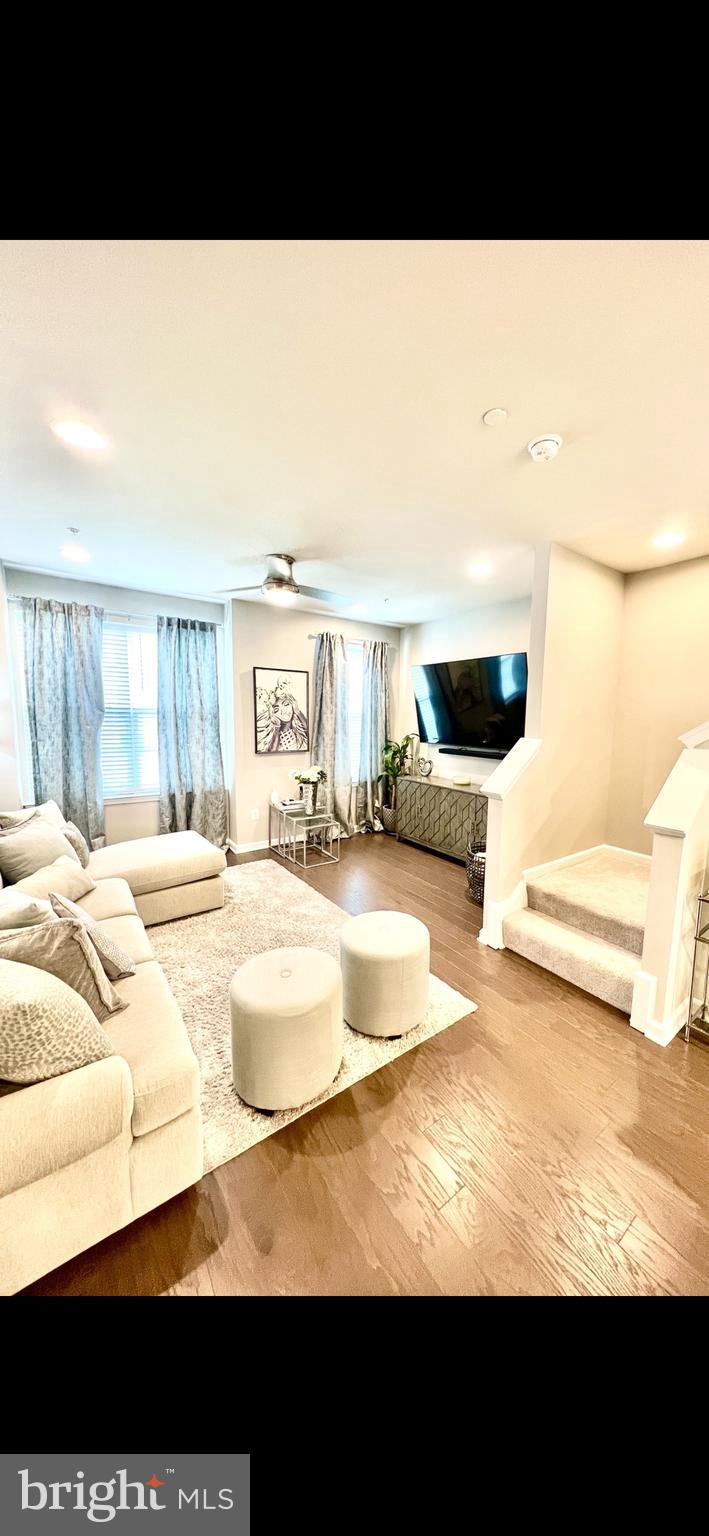 BRICK YARD STATION - Residential