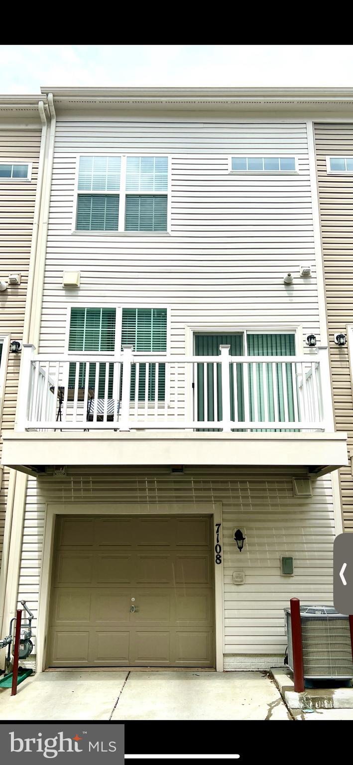 BRICK YARD STATION - Residential