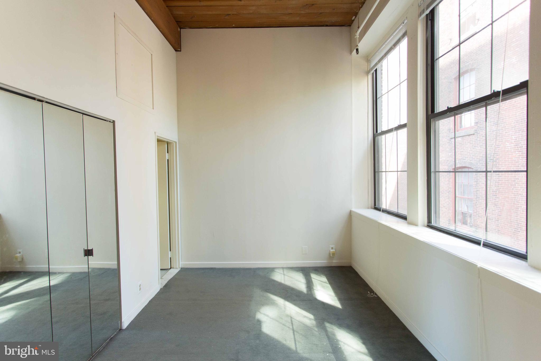 OLD CITY - Residential Lease