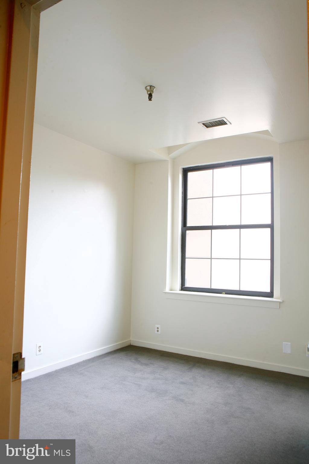 OLD CITY - Residential Lease