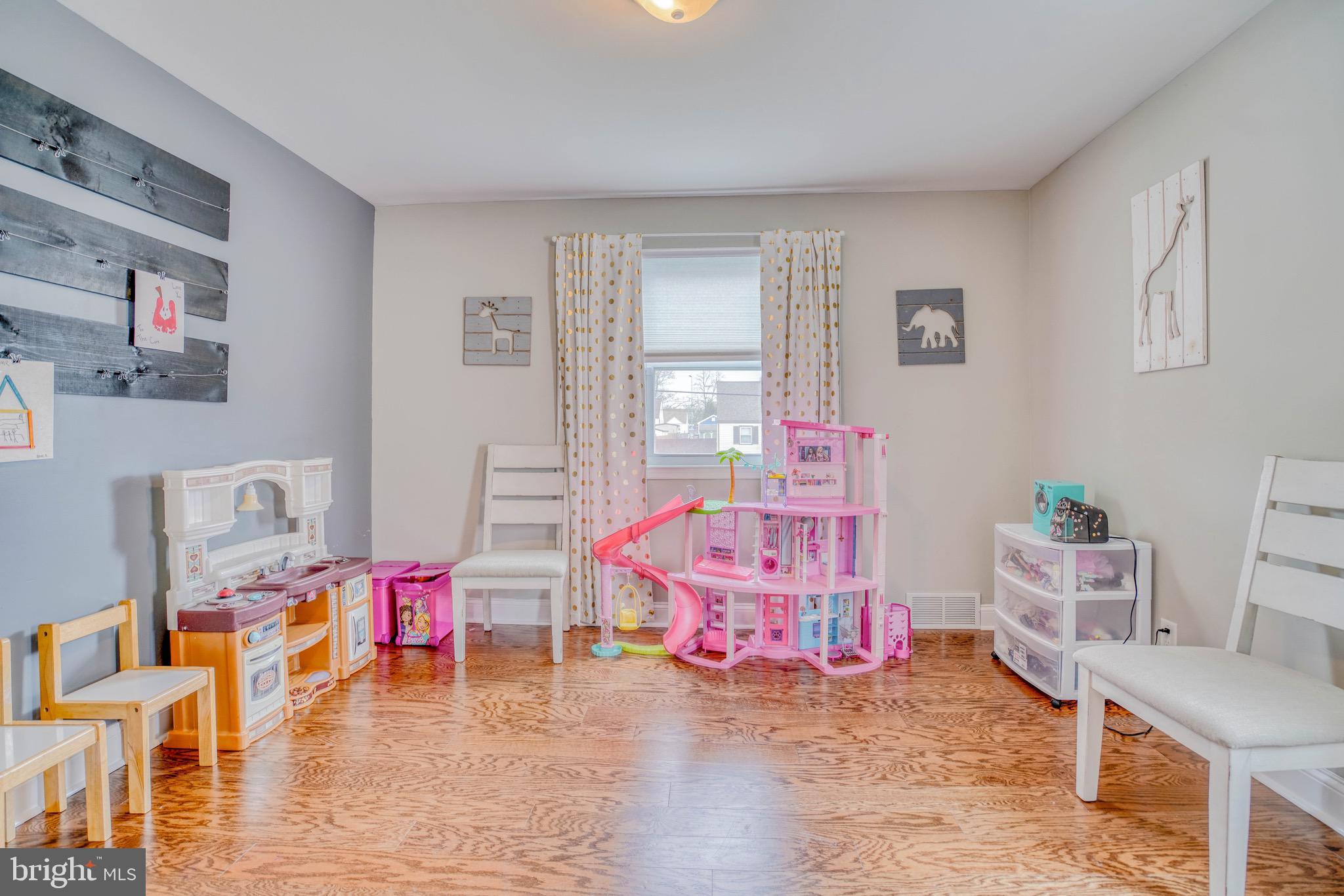 BROOKHAVEN - Residential