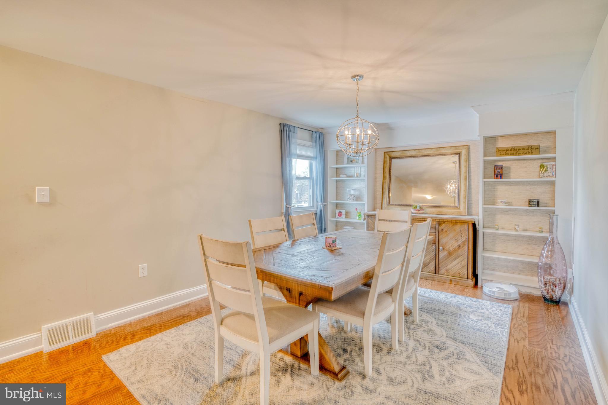 BROOKHAVEN - Residential