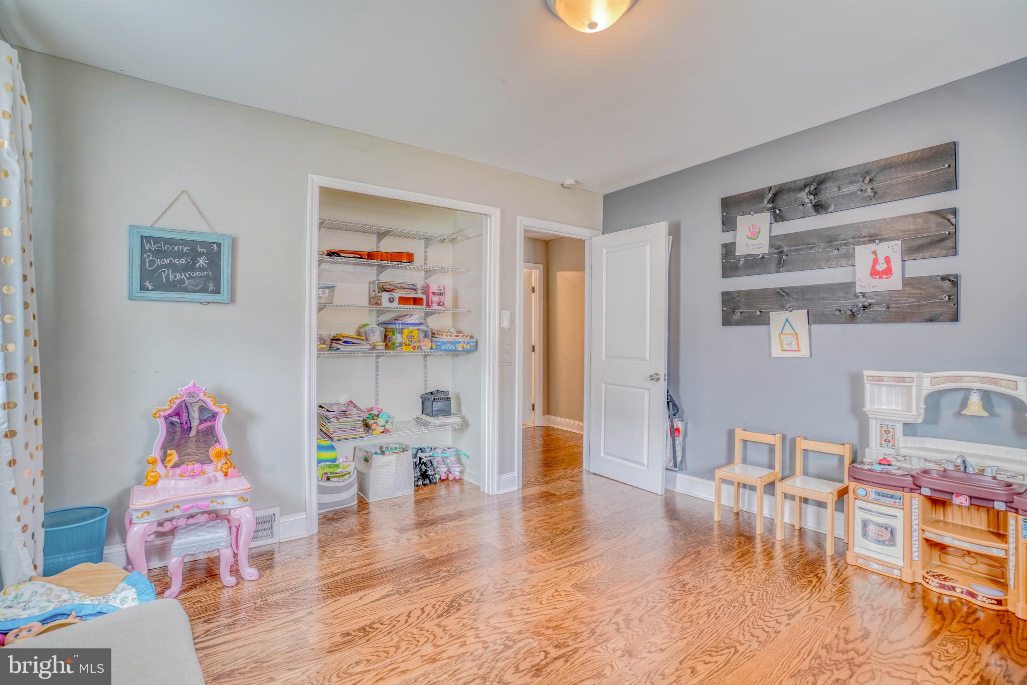 BROOKHAVEN - Residential