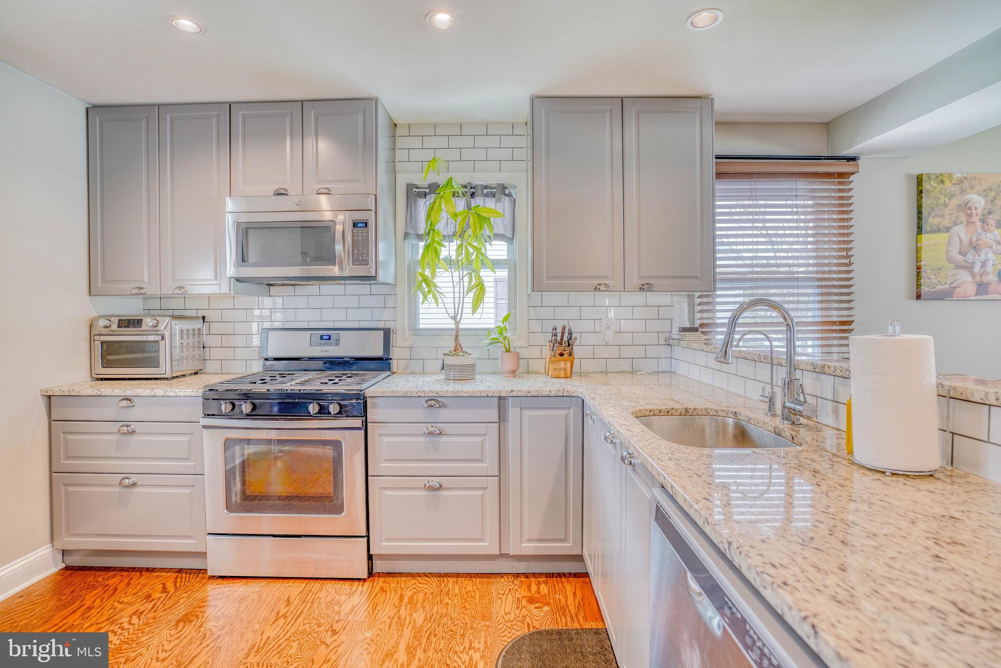 BROOKHAVEN - Residential