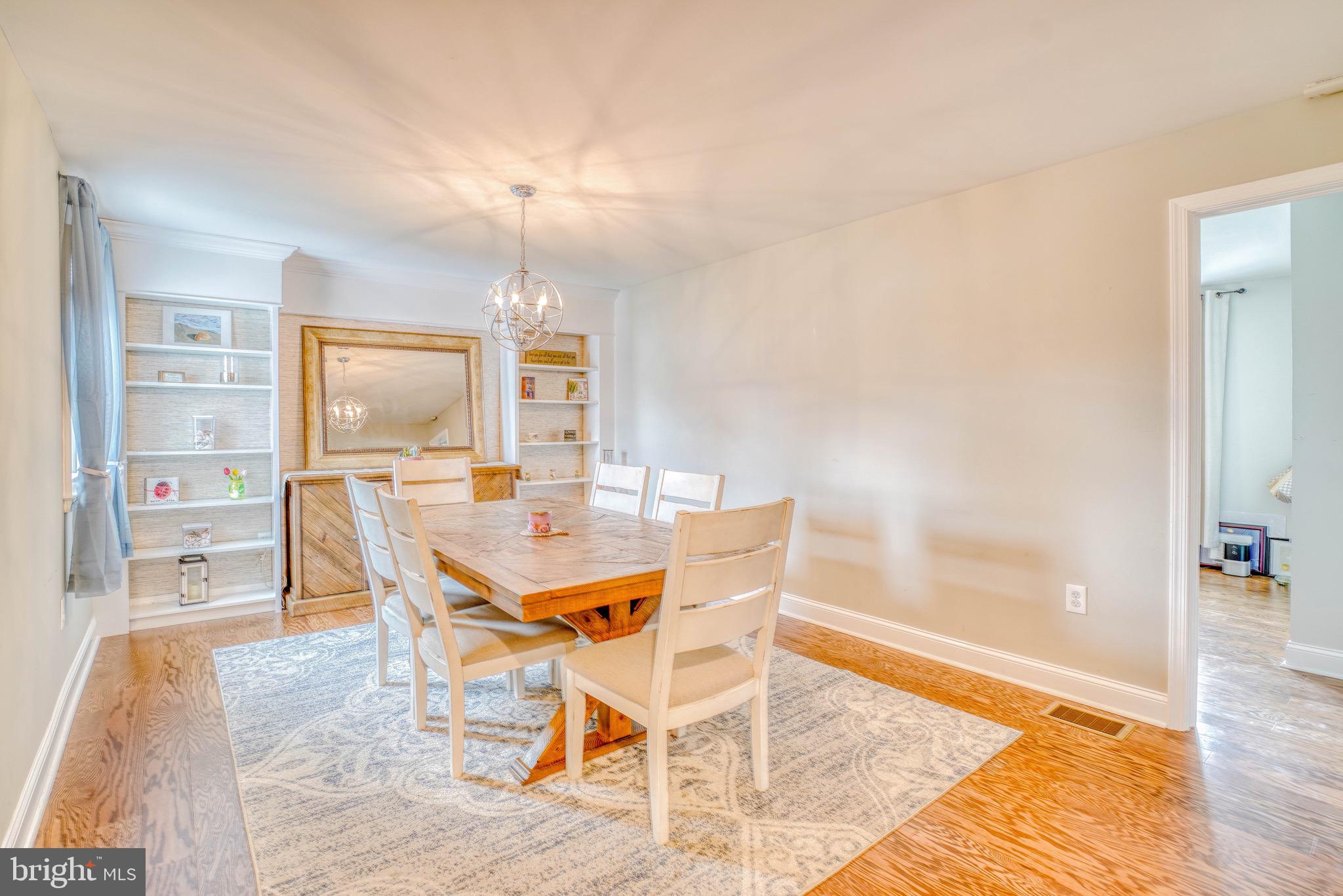 BROOKHAVEN - Residential