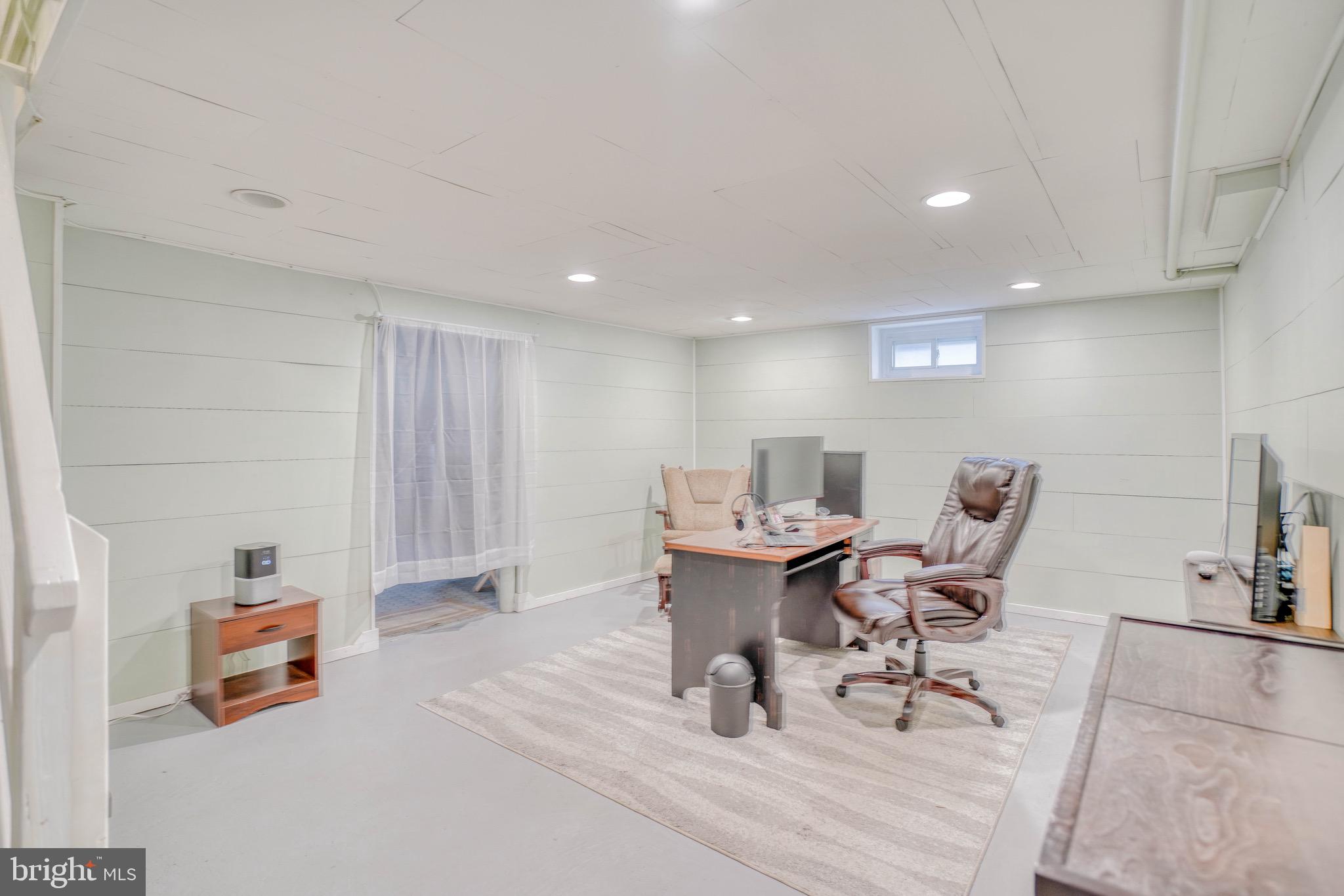 BROOKHAVEN - Residential