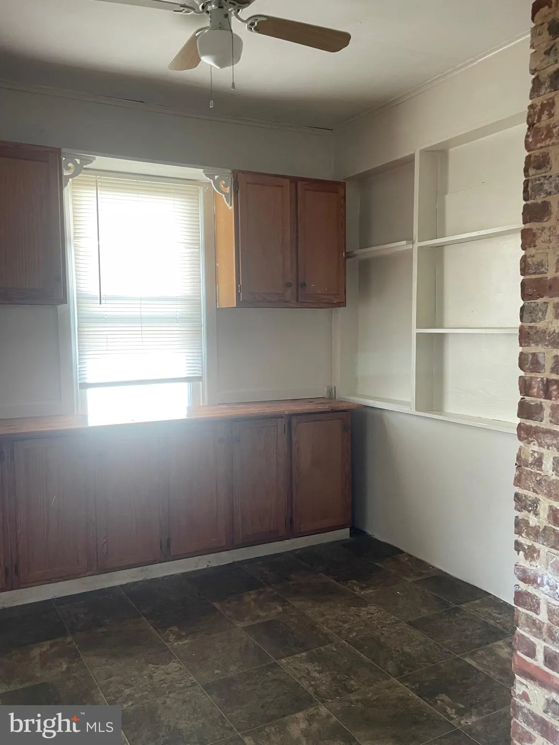 Carneys Point, New Jersey 08069, United States, 5 Bedrooms Bedrooms, ,1 BathroomBathrooms,Residential,Active,244462