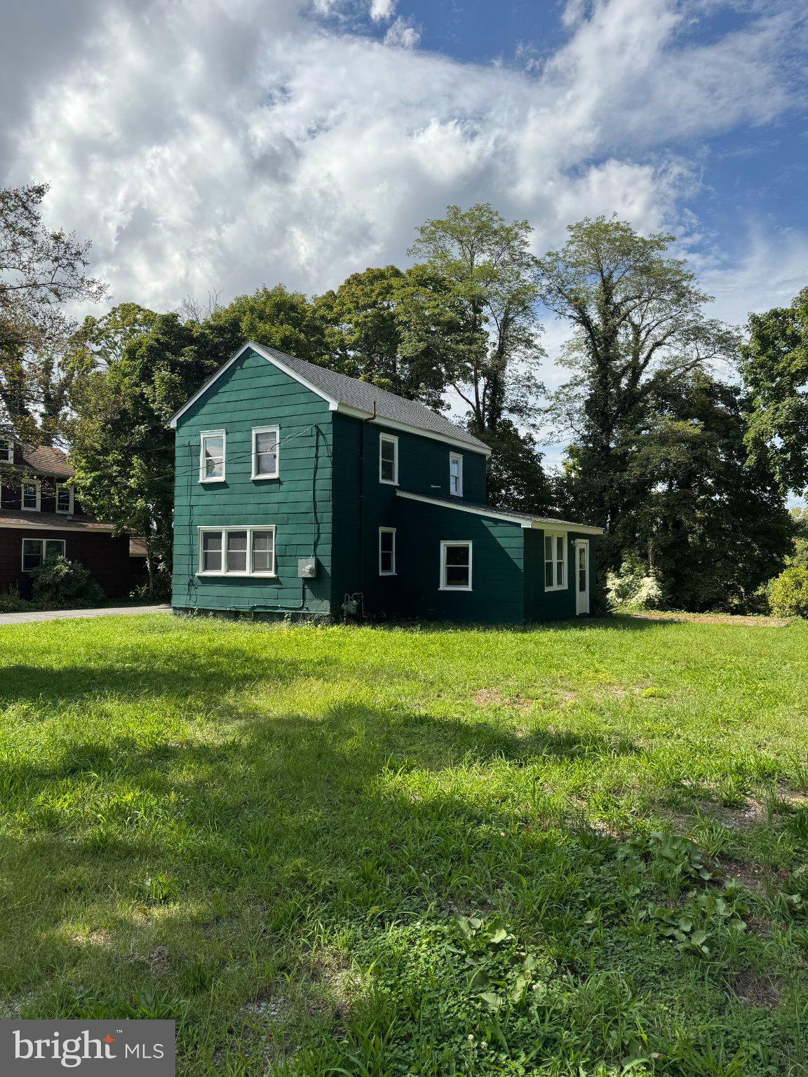 12 CHURCH LANE