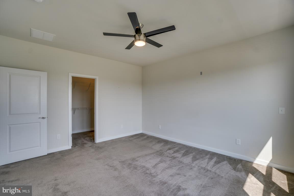 OVERLOOK - Residential Lease