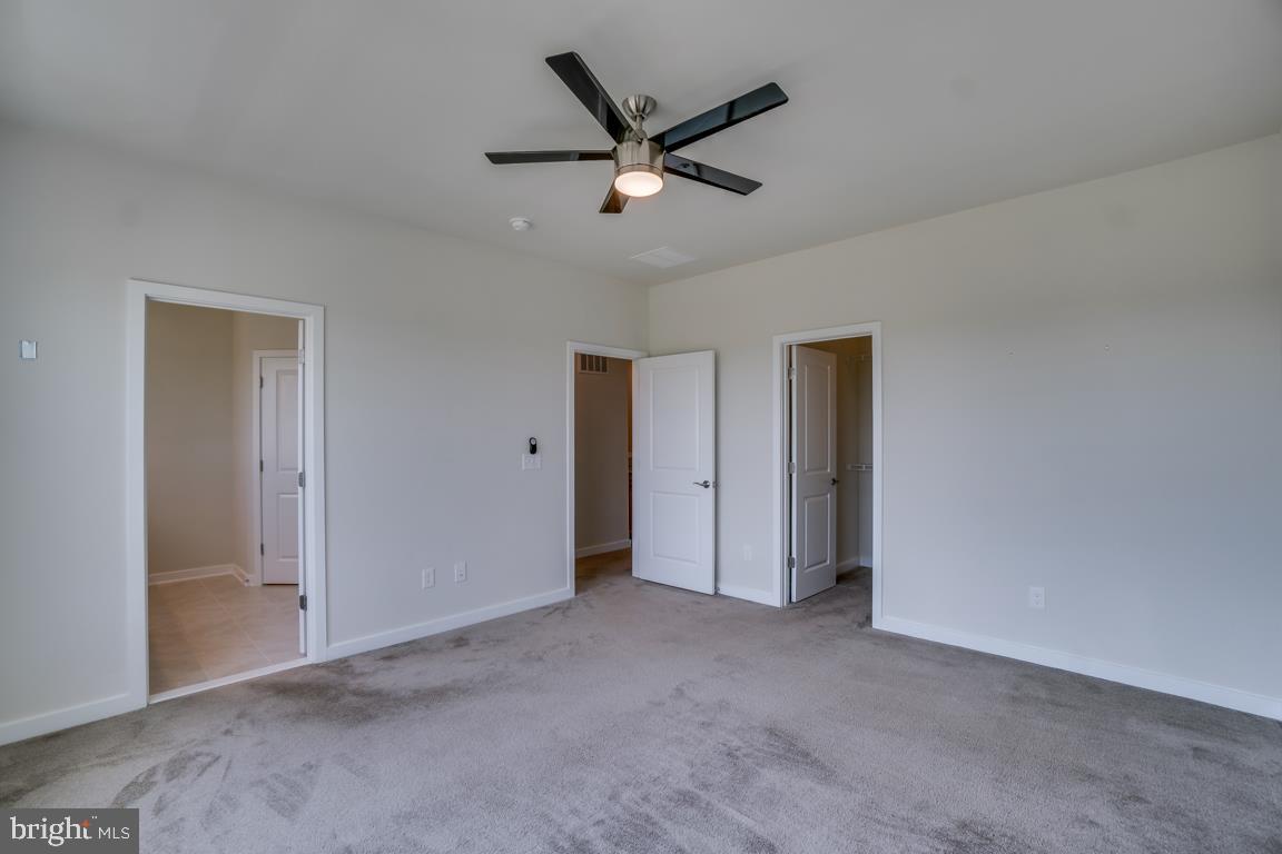 OVERLOOK - Residential Lease