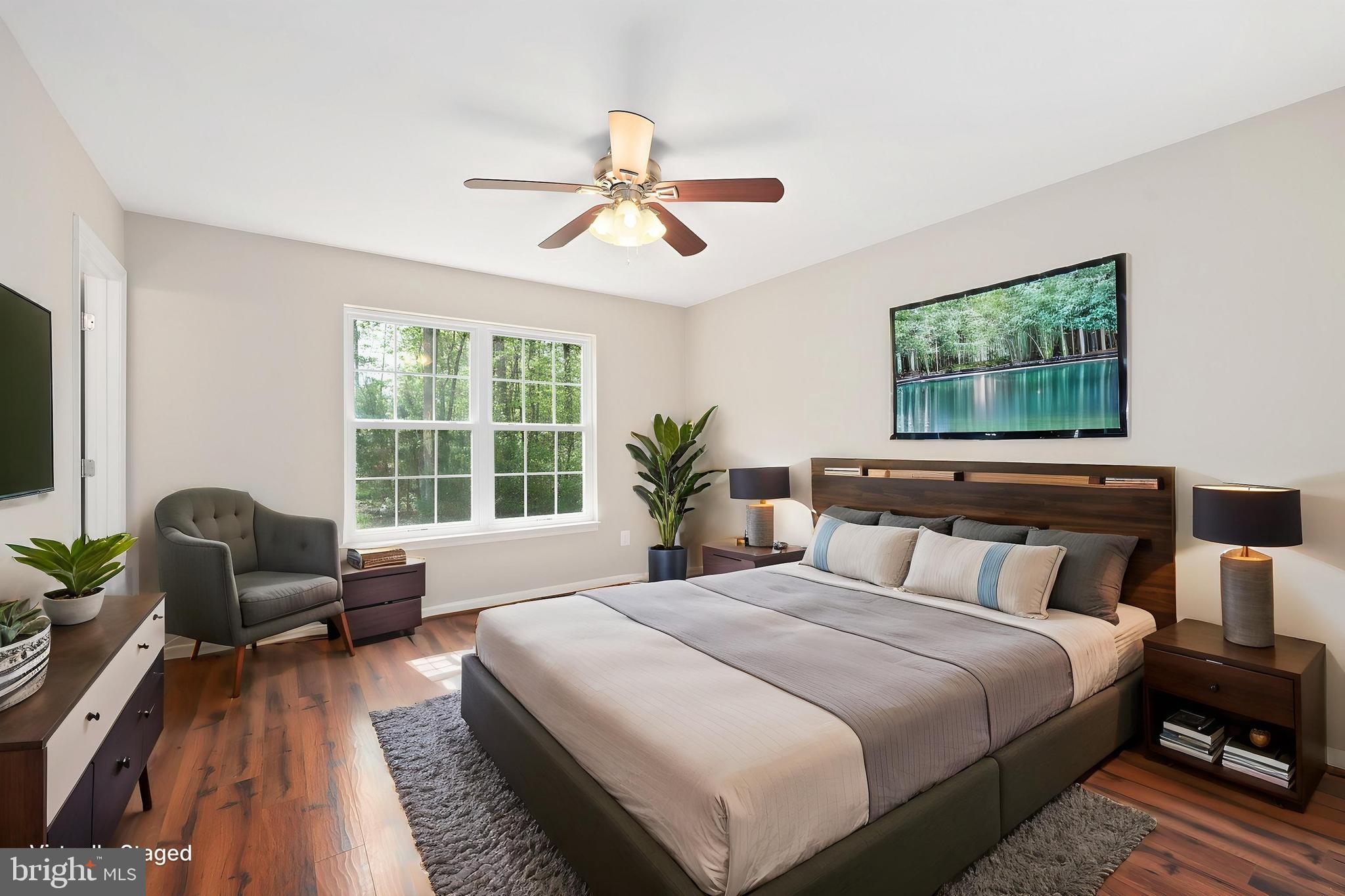 LAKE CAROLINE - Residential