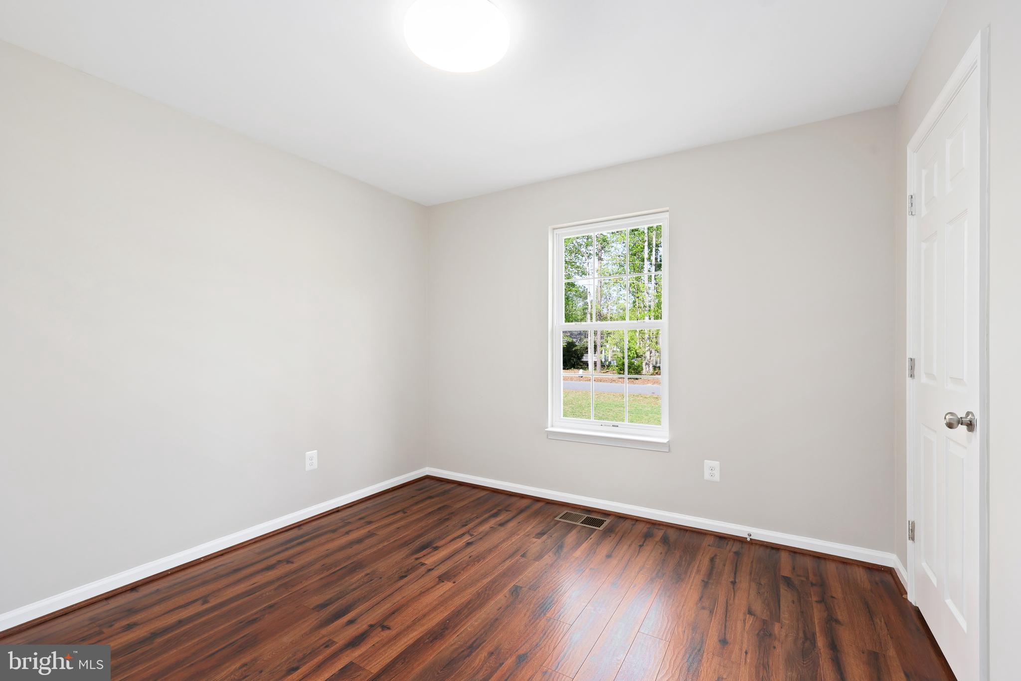 LAKE CAROLINE - Residential