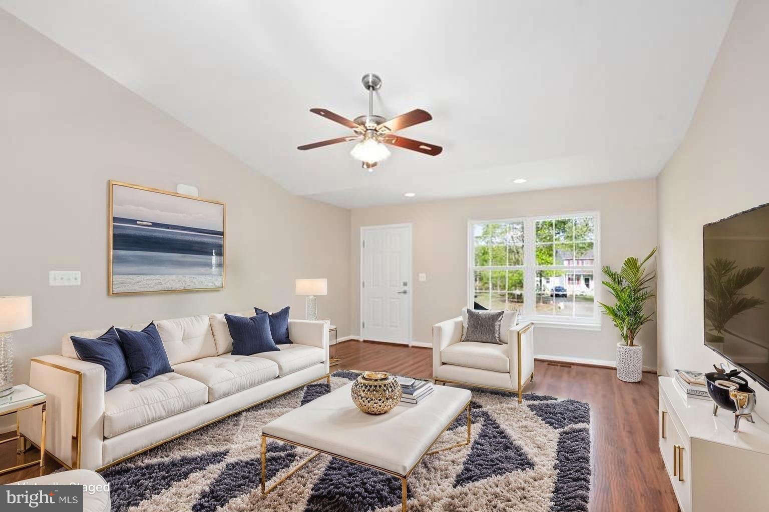 406 LOYALIST DRIVE