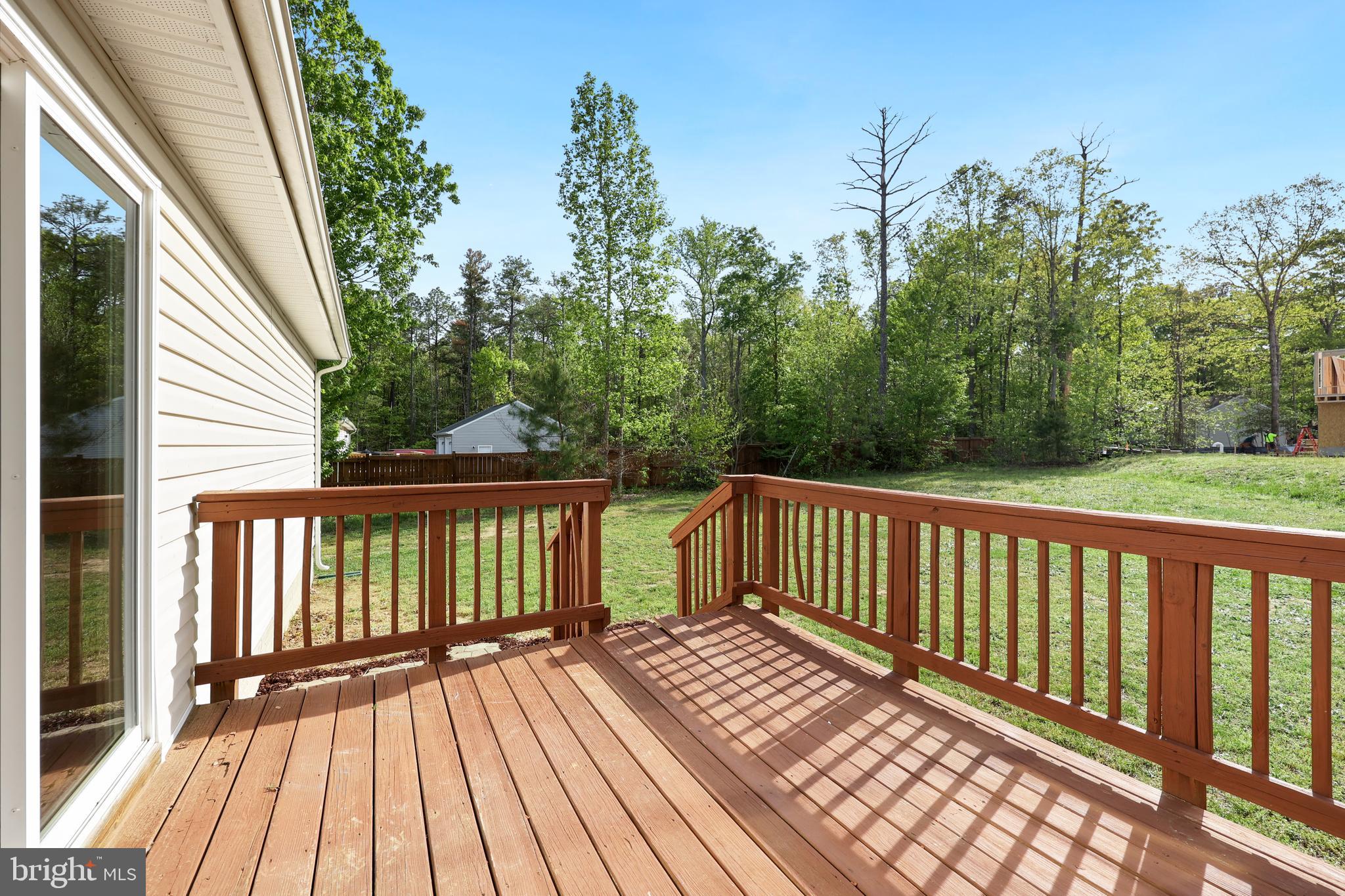 LAKE CAROLINE - Residential