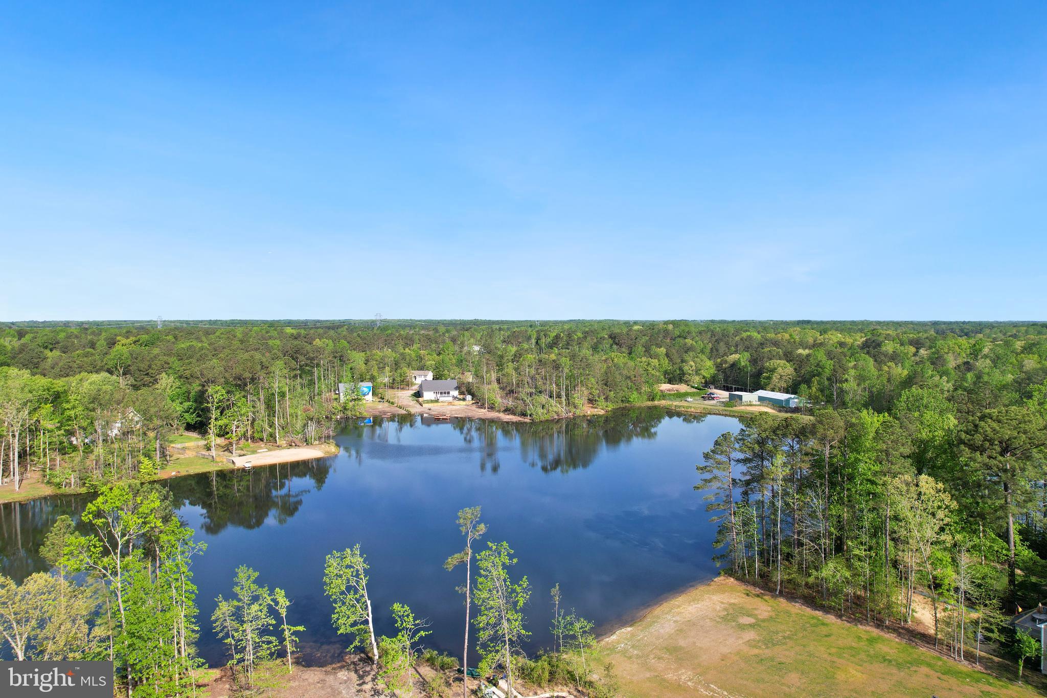 LAKE CAROLINE - Residential