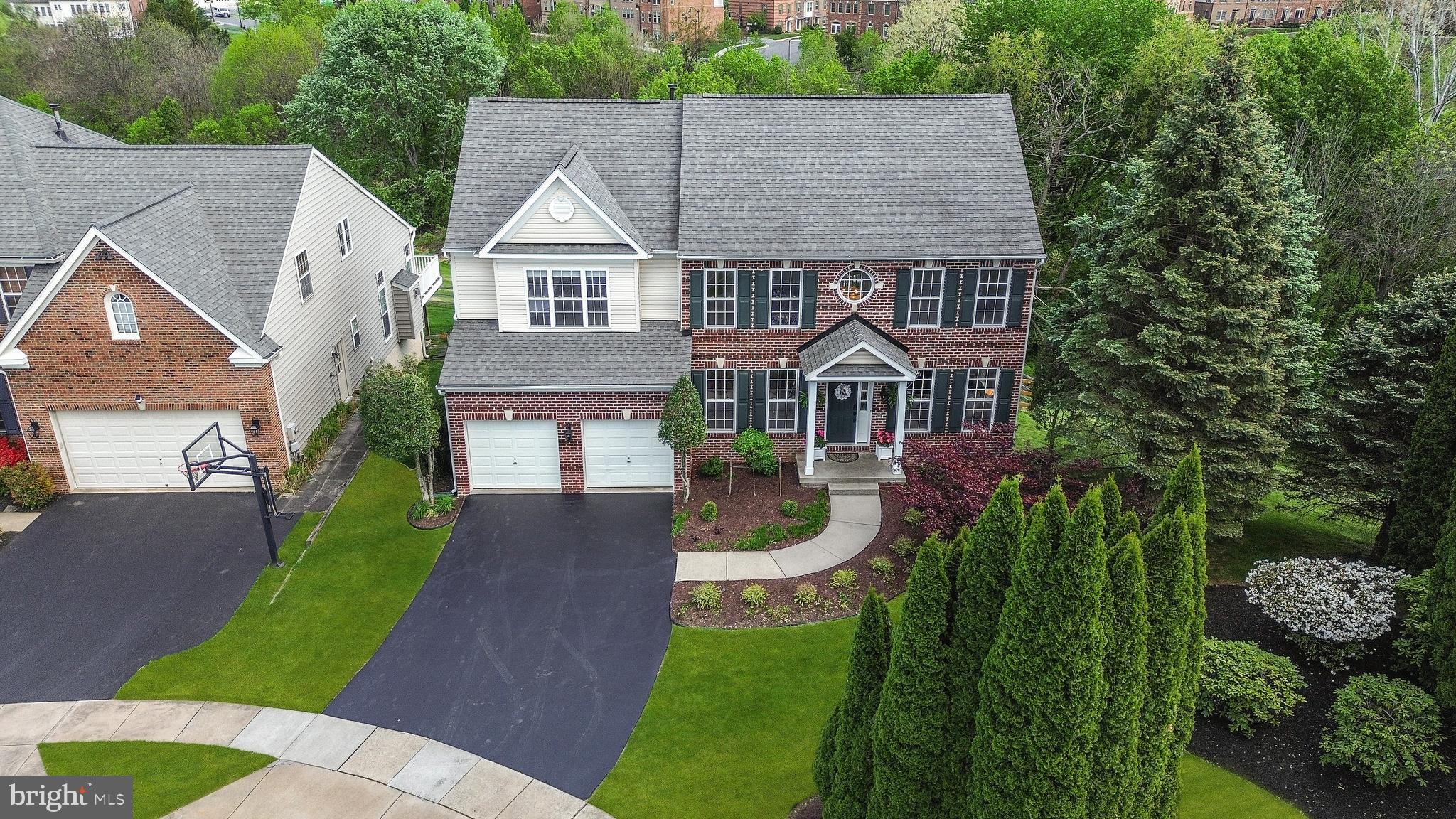 VILLAGES OF URBANA - Residential