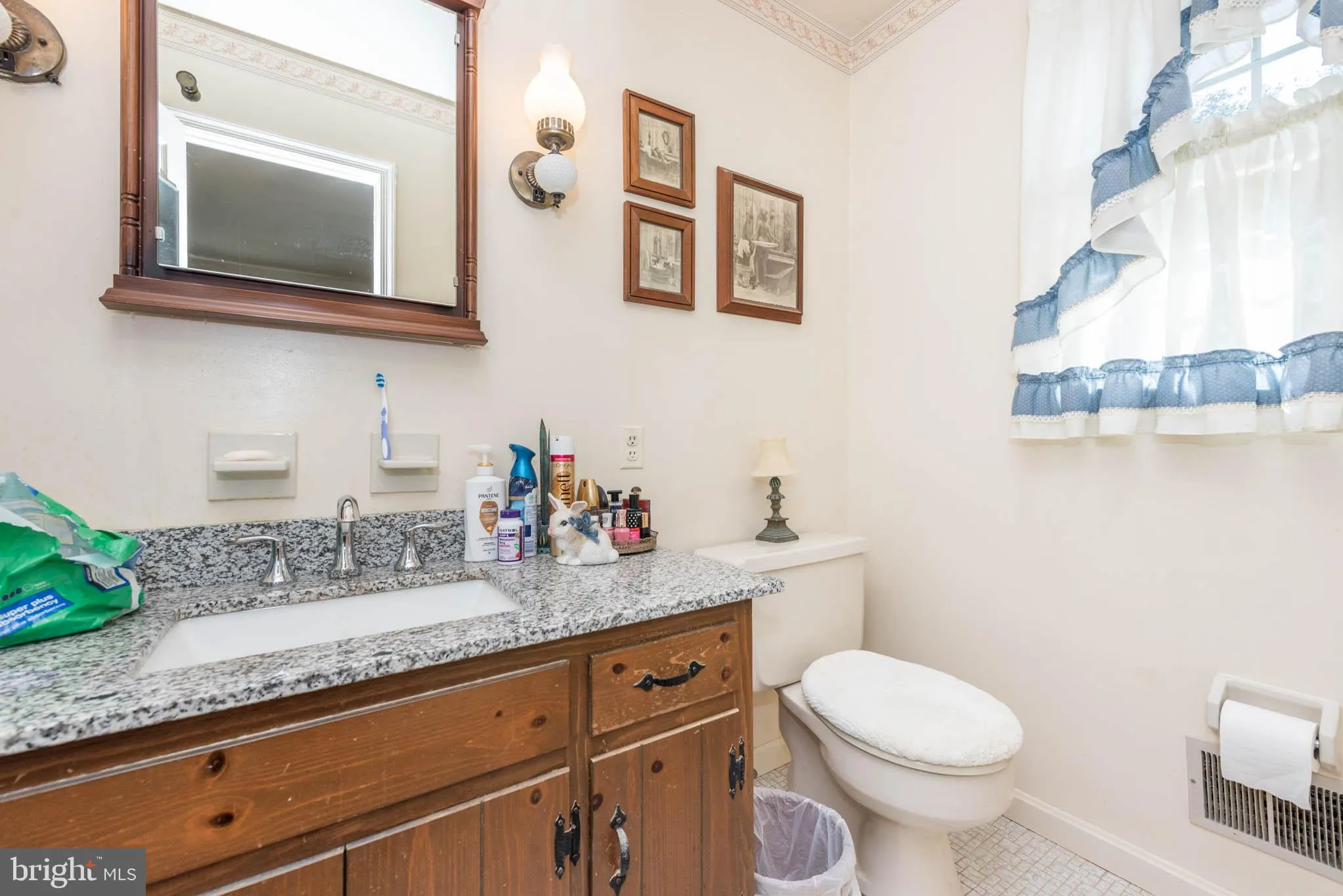 Marriottsville, Maryland 21104, United States, 3 Bedrooms Bedrooms, ,2 BathroomsBathrooms,Residential,Pending,84278