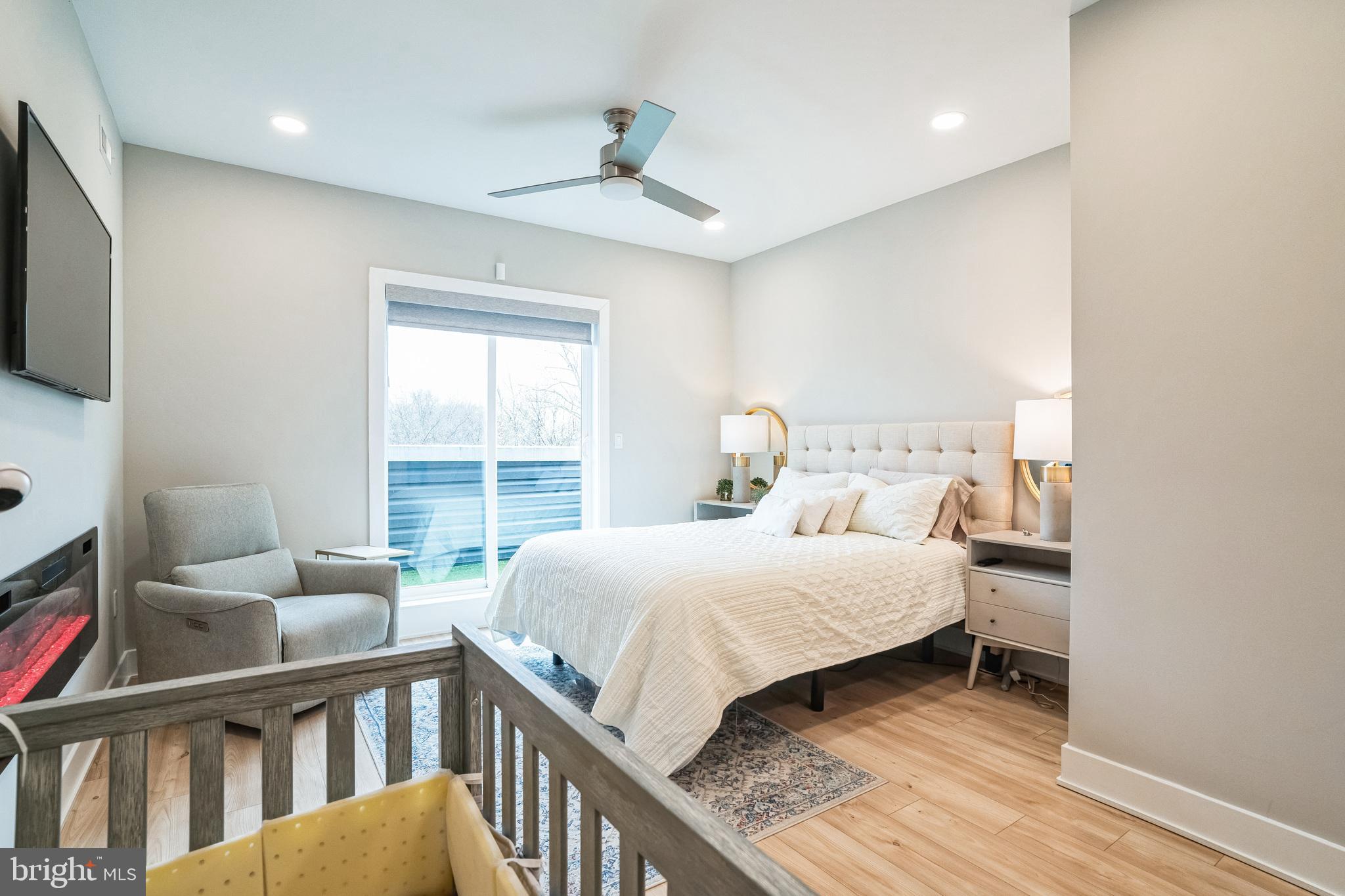 FAIRMOUNT - Residential