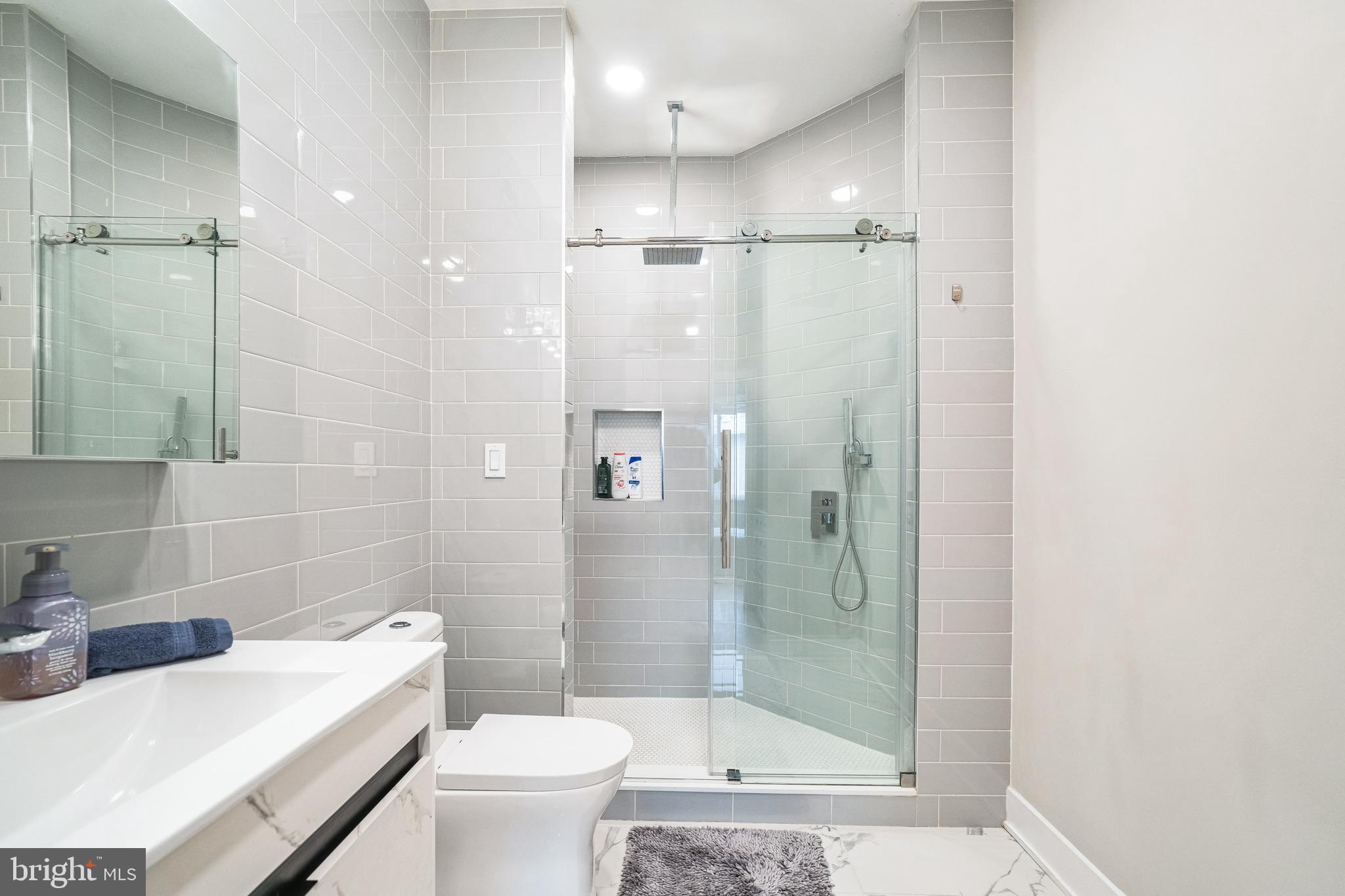 FAIRMOUNT - Residential