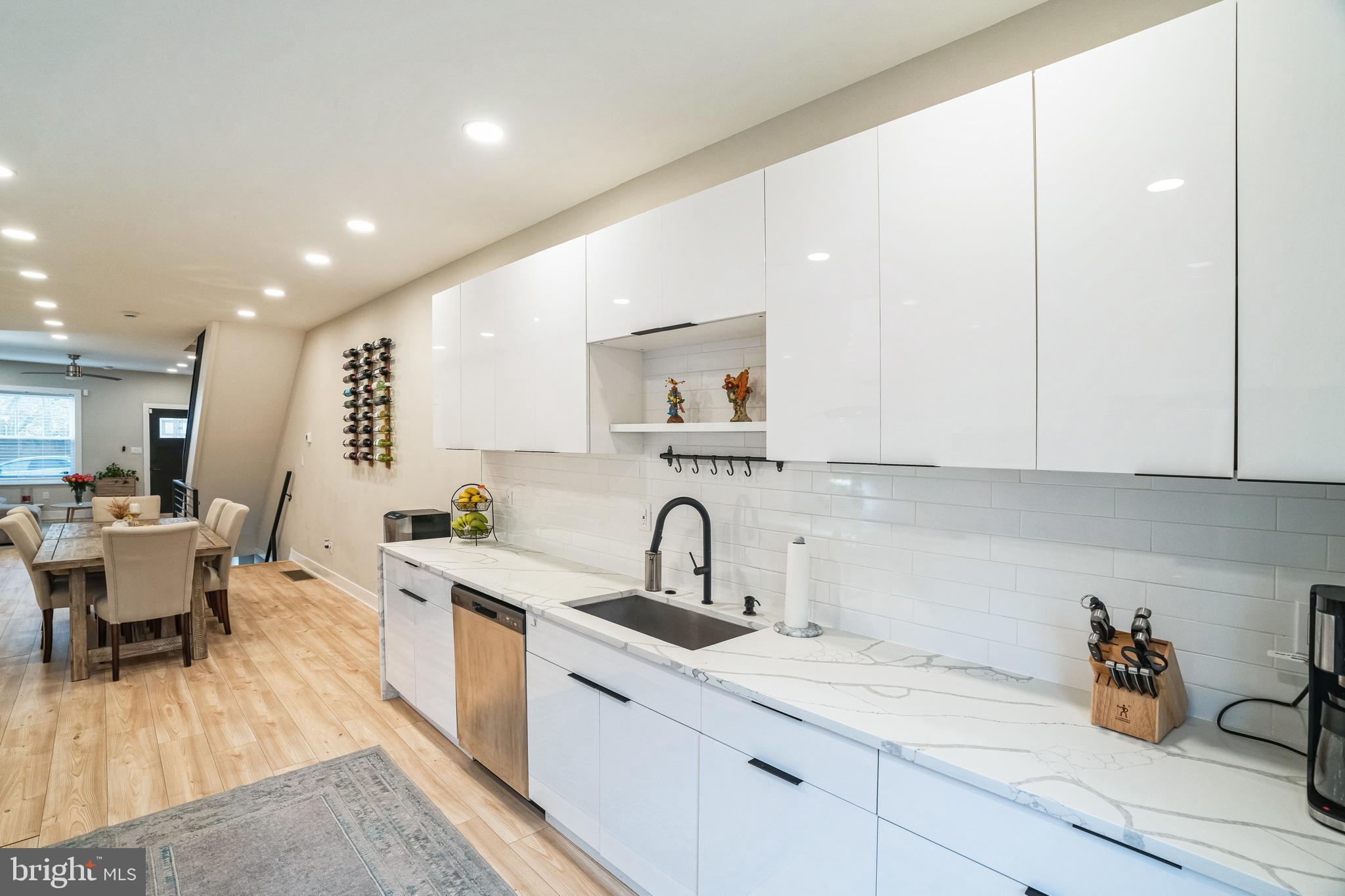 FAIRMOUNT - Residential