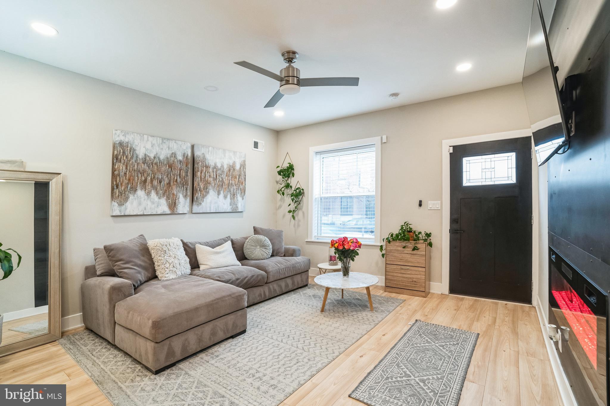 FAIRMOUNT - Residential