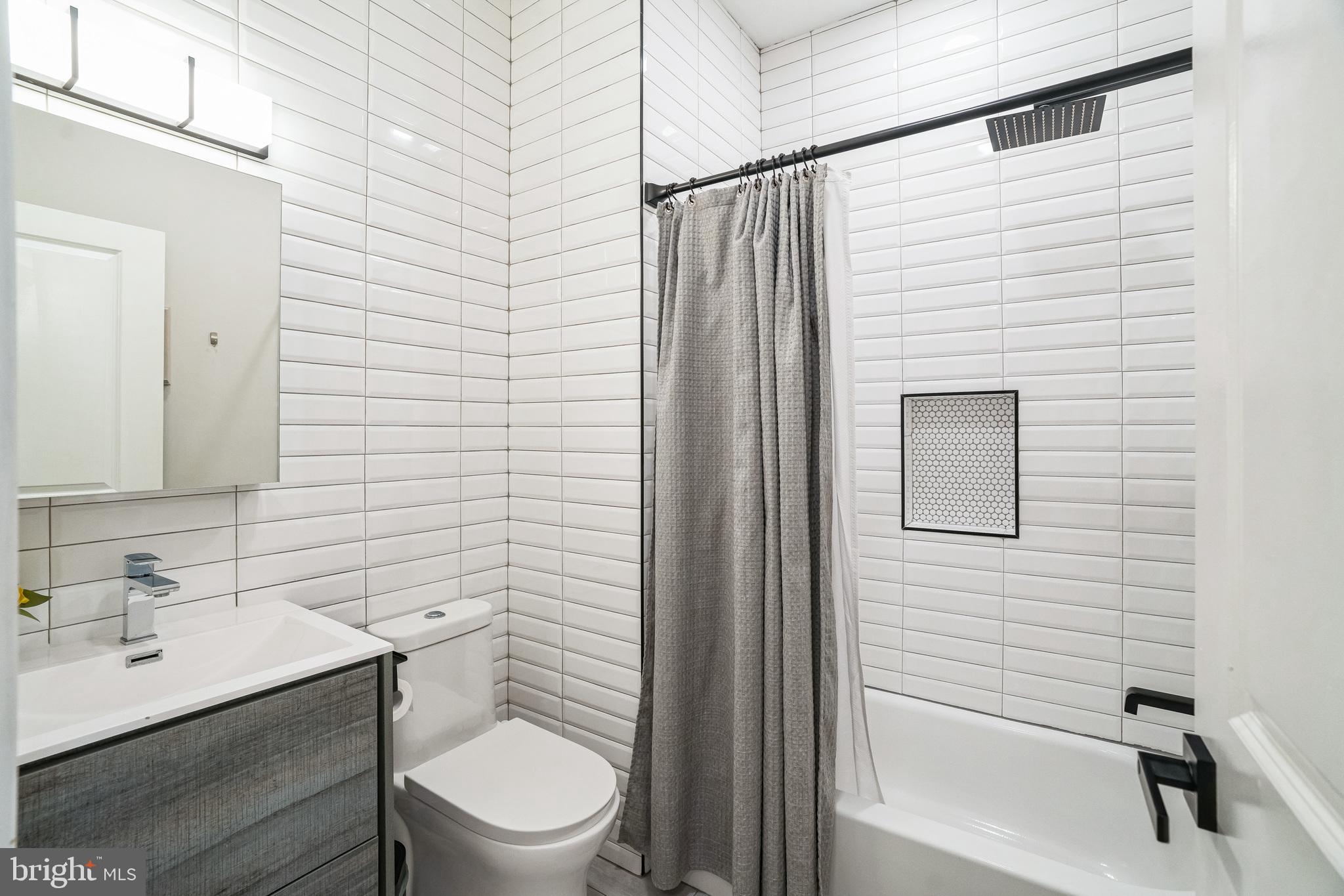 FAIRMOUNT - Residential