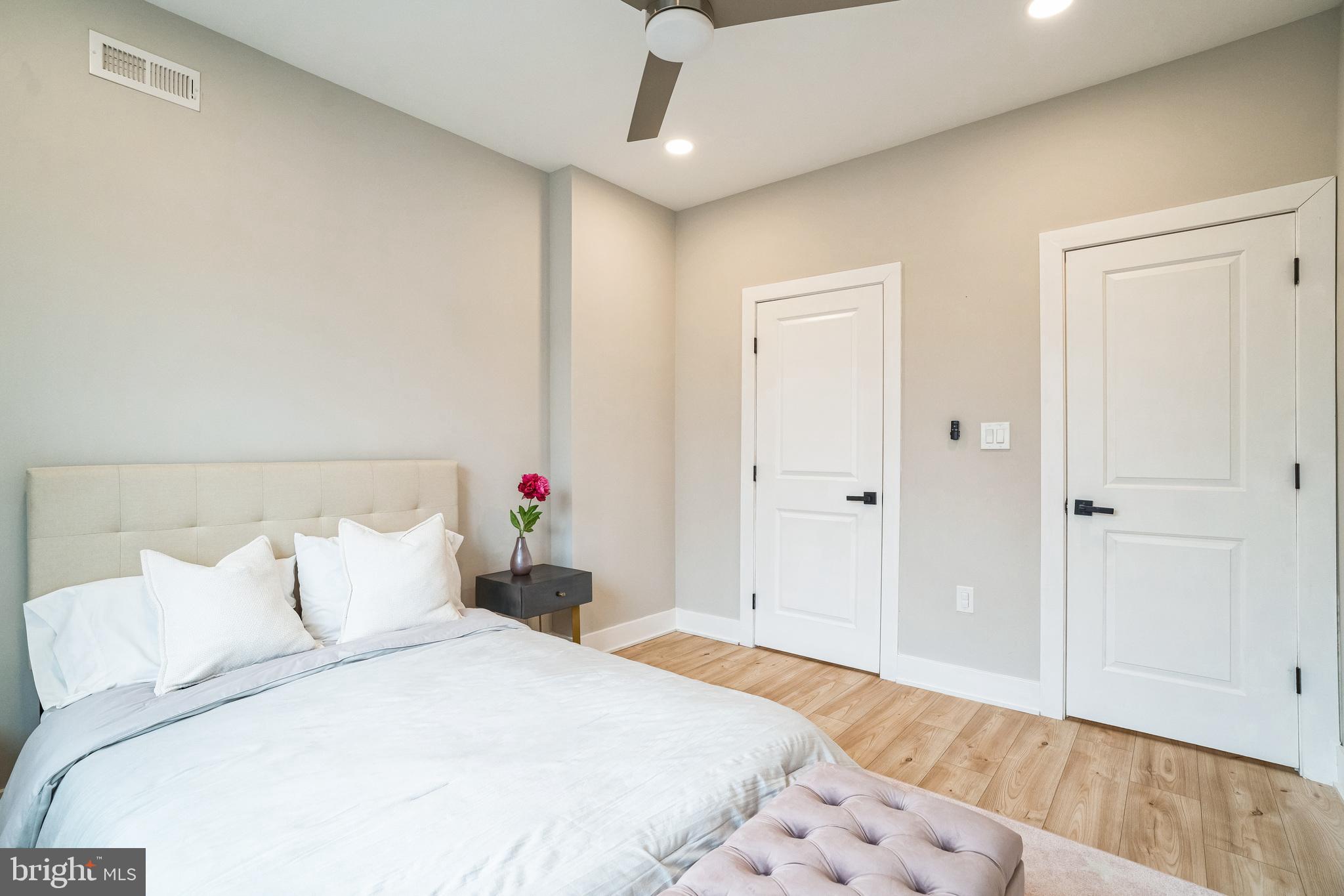 FAIRMOUNT - Residential