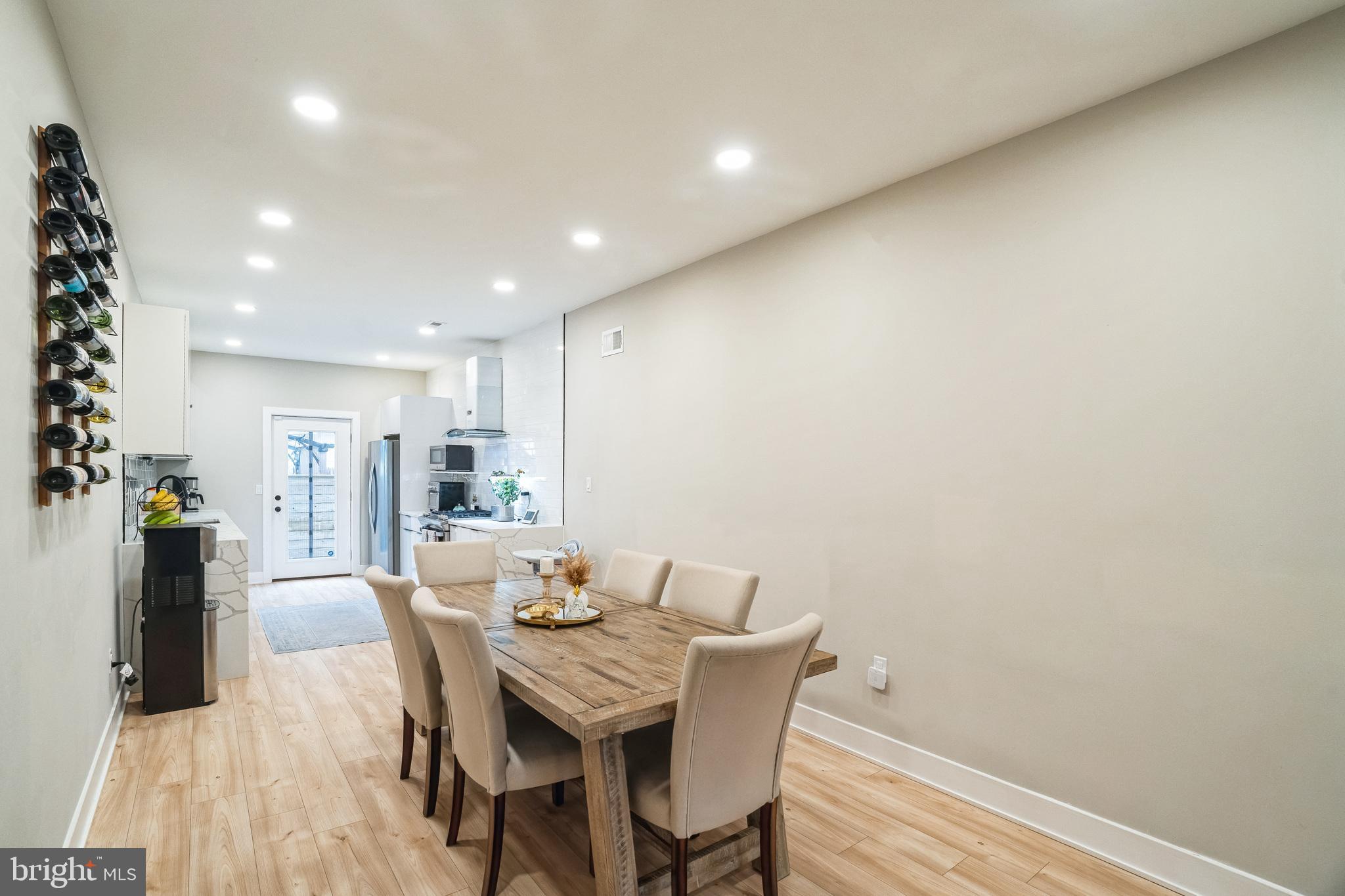 FAIRMOUNT - Residential