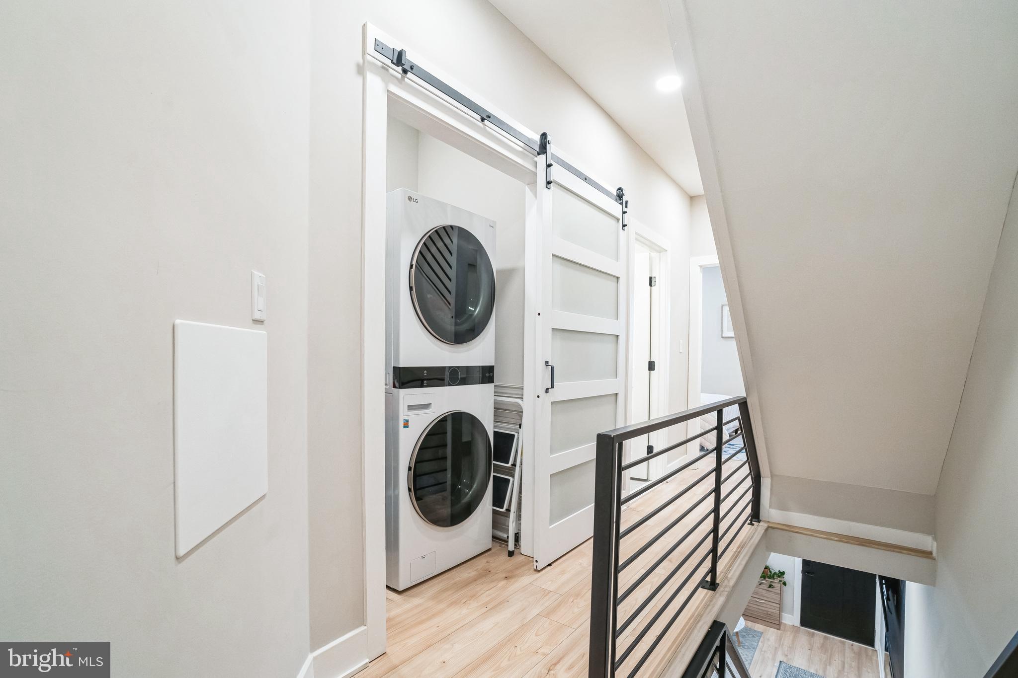 FAIRMOUNT - Residential