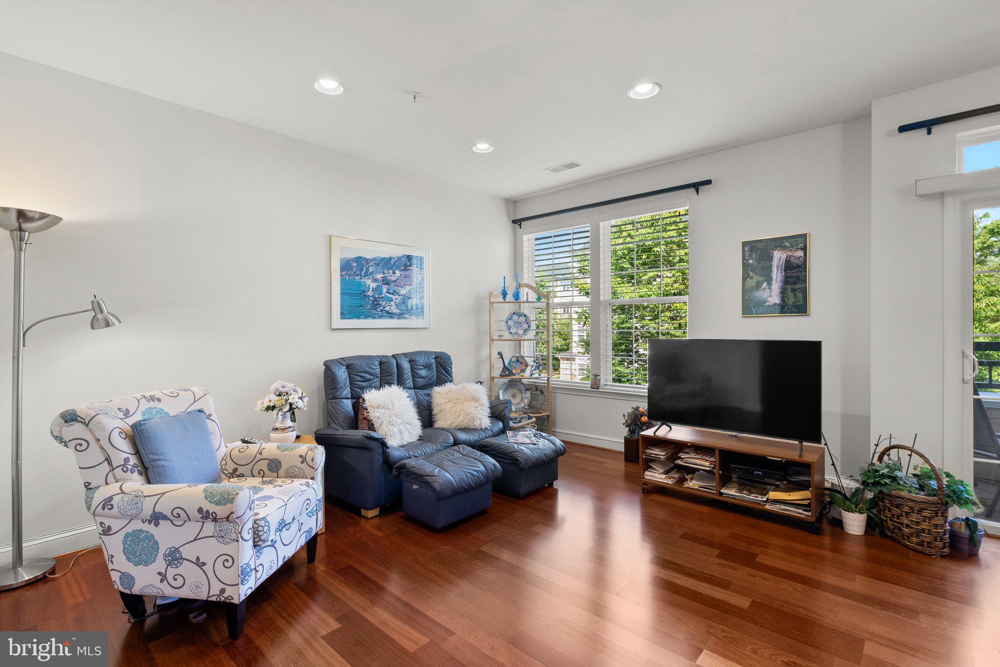 FALLSGROVE - Residential