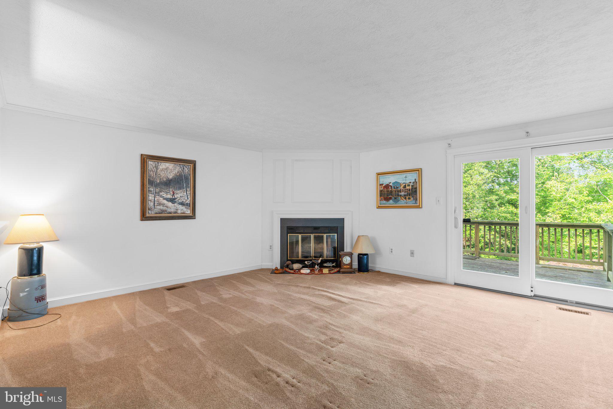 5 BALLINGER COURT