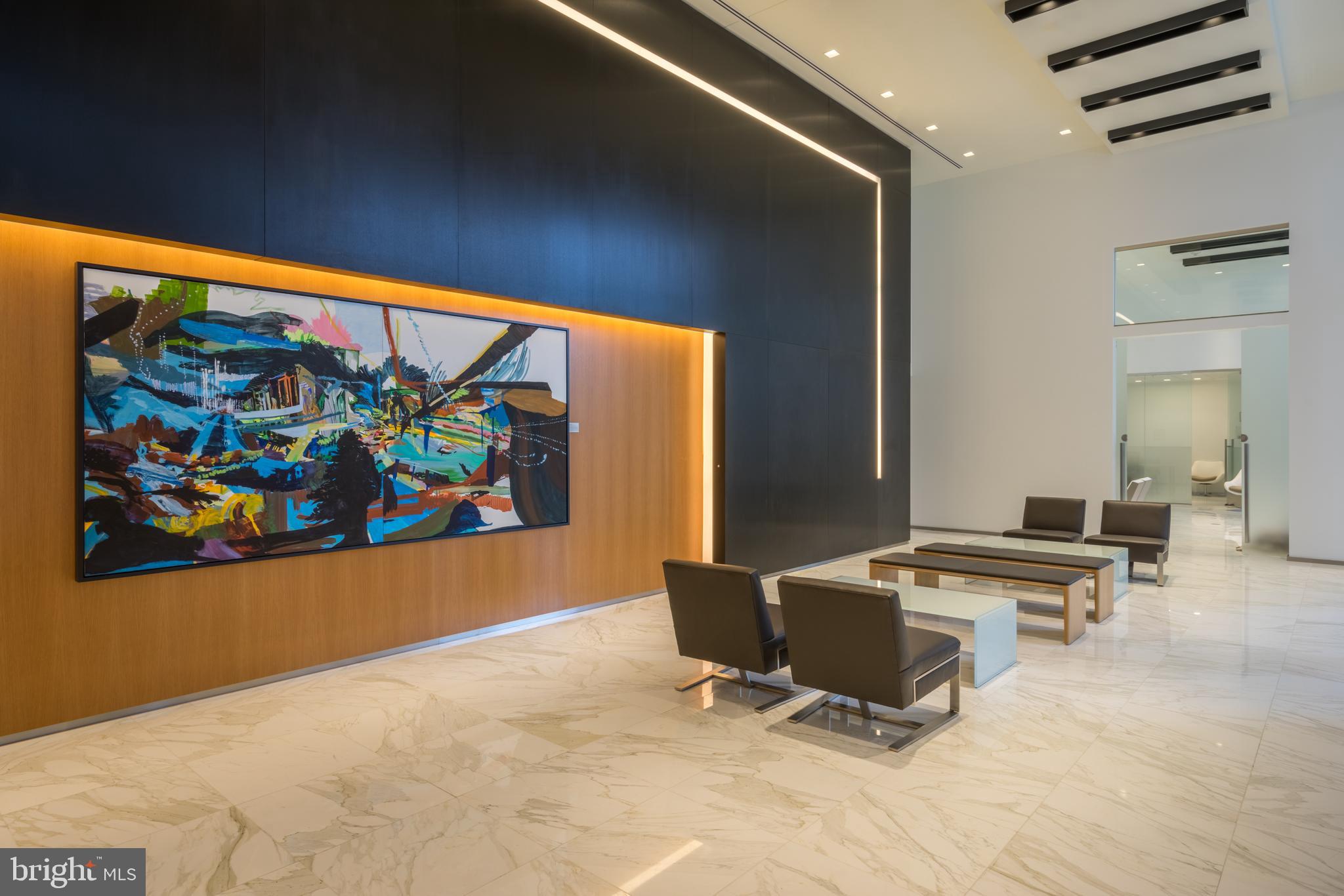 ROSSLYN - Residential Lease