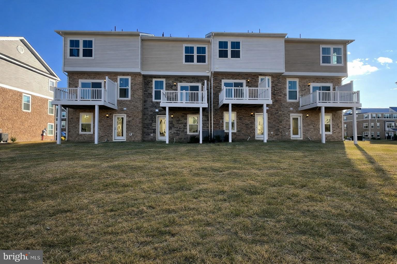 ST CHARLES - Residential